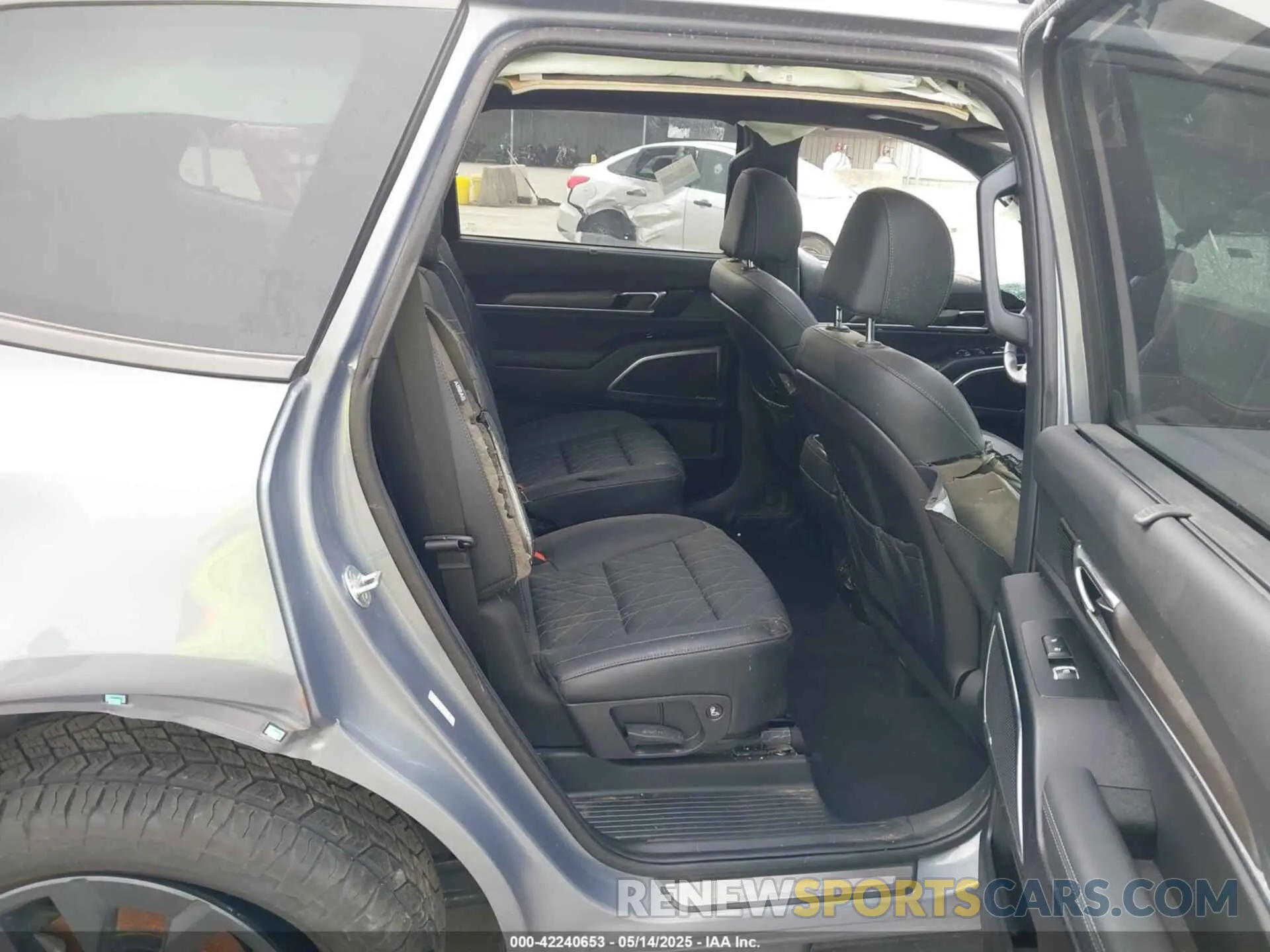 8 fotografías del automóvil dañado 5XYP5DGC0RG469829 KIA TELLURIDE 2024