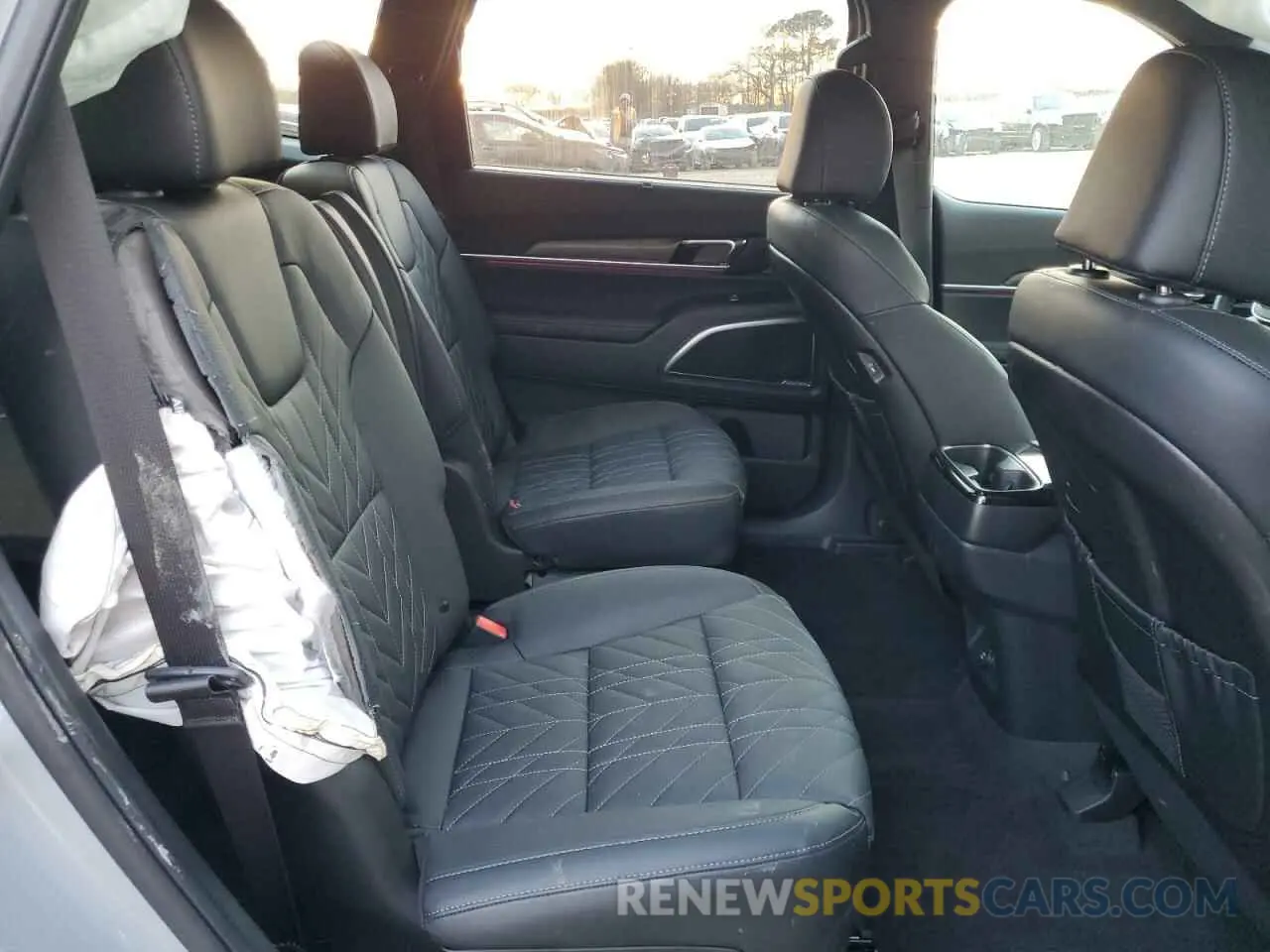 11 fotografías del automóvil dañado 5XYP5DGC1RG552606 KIA TELLURIDE 2024