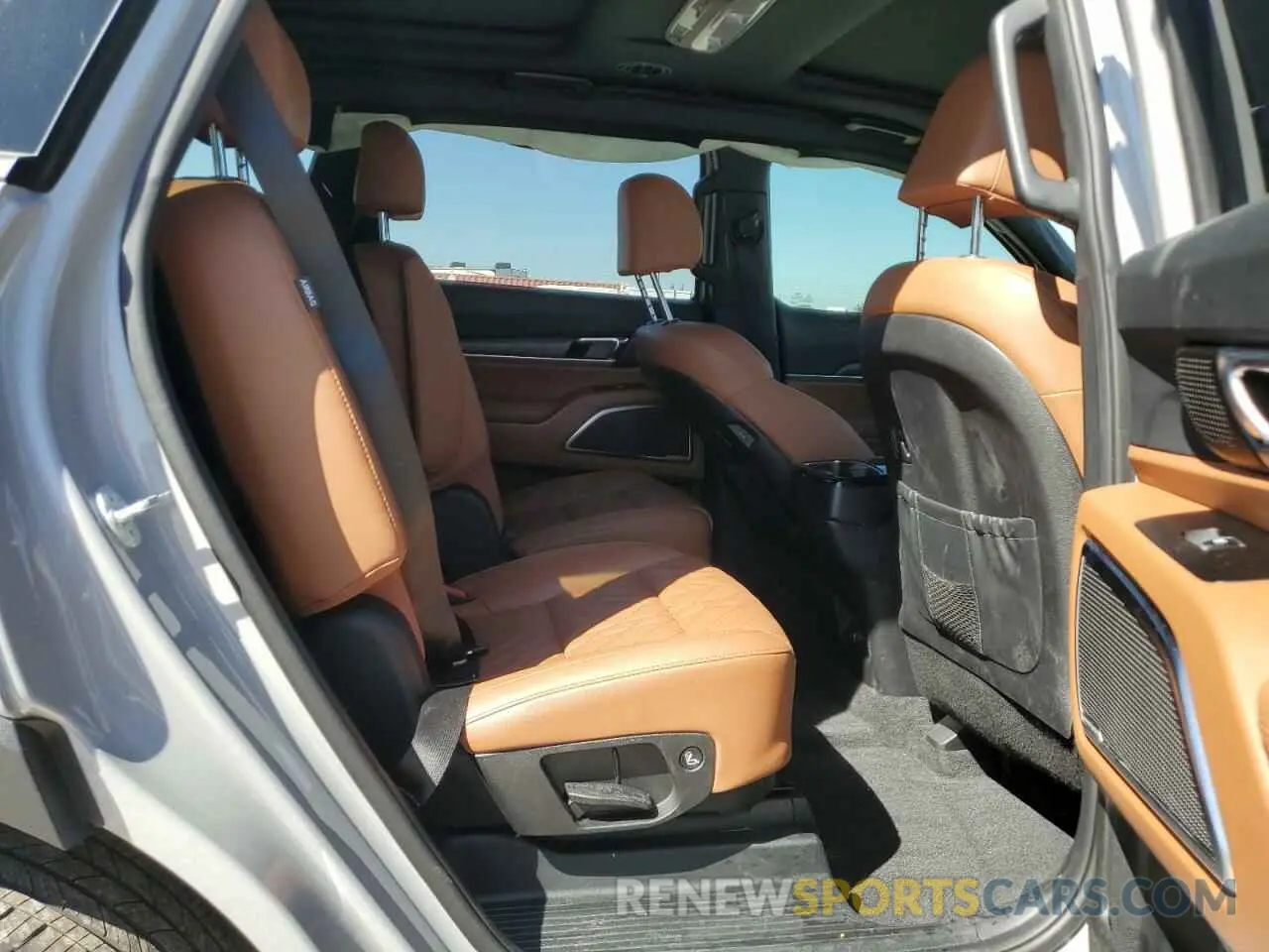 11 fotografías del automóvil dañado 5XYP5DGC5RG429097 KIA TELLURIDE 2024