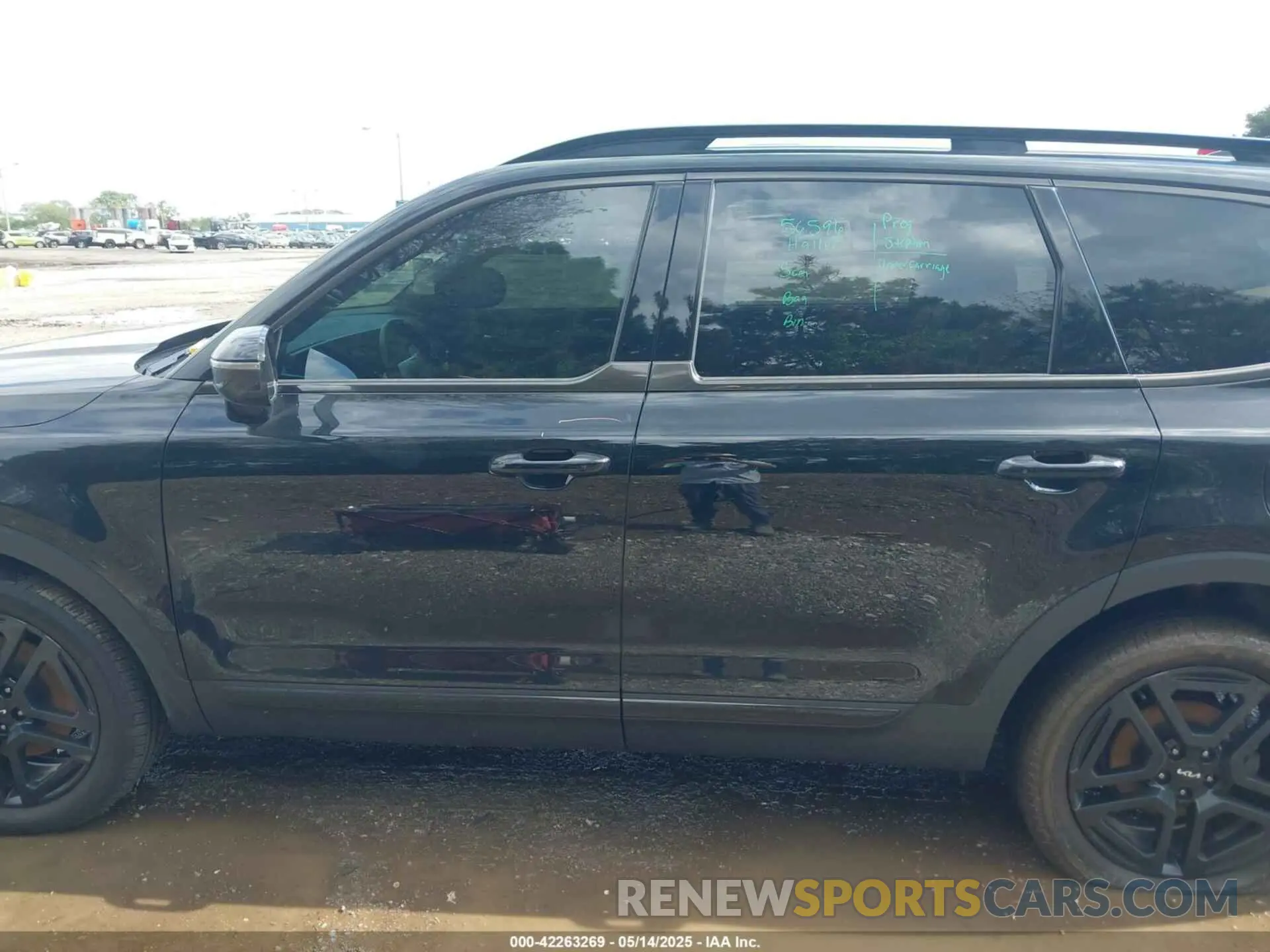 14 fotografías del automóvil dañado 5XYP5DGC7RG409708 KIA TELLURIDE 2024