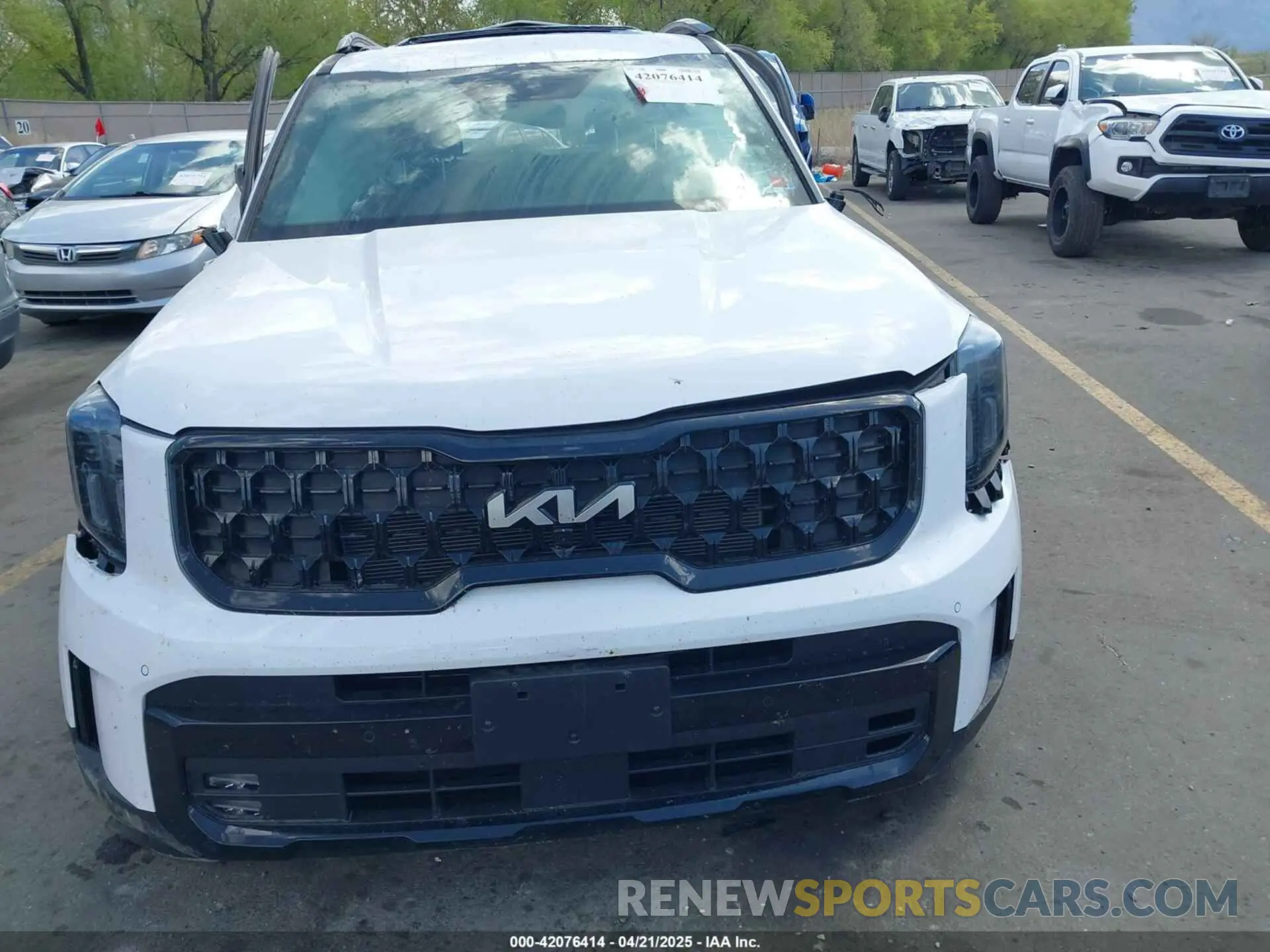 12 fotografías del automóvil dañado 5XYP5DGC8RG557348 KIA TELLURIDE 2024