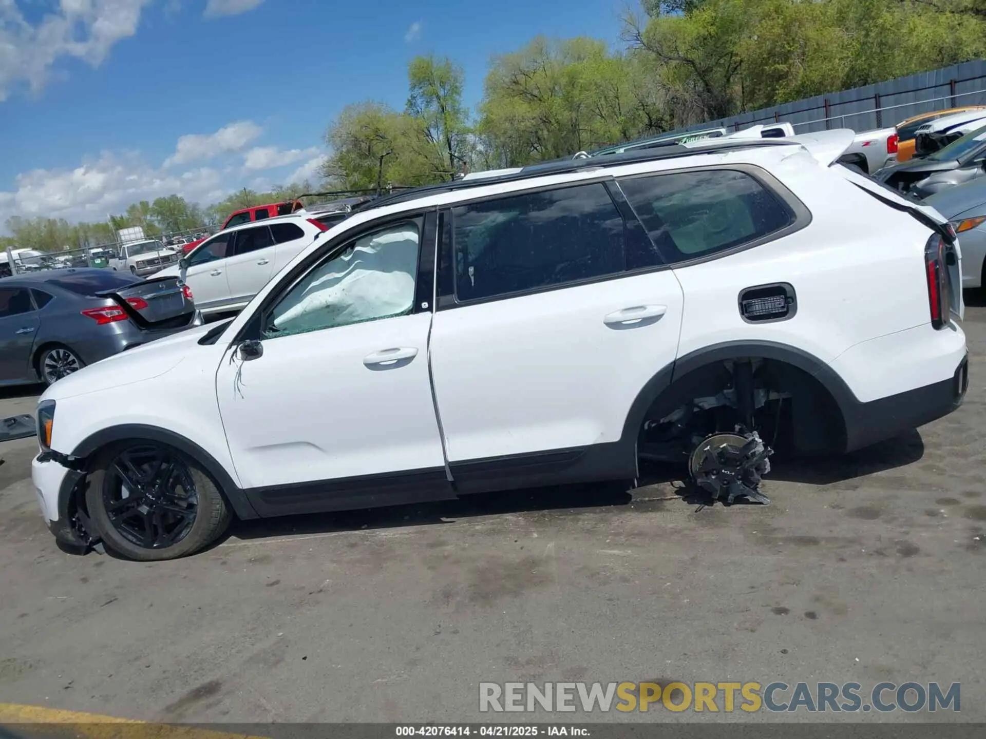 14 fotografías del automóvil dañado 5XYP5DGC8RG557348 KIA TELLURIDE 2024