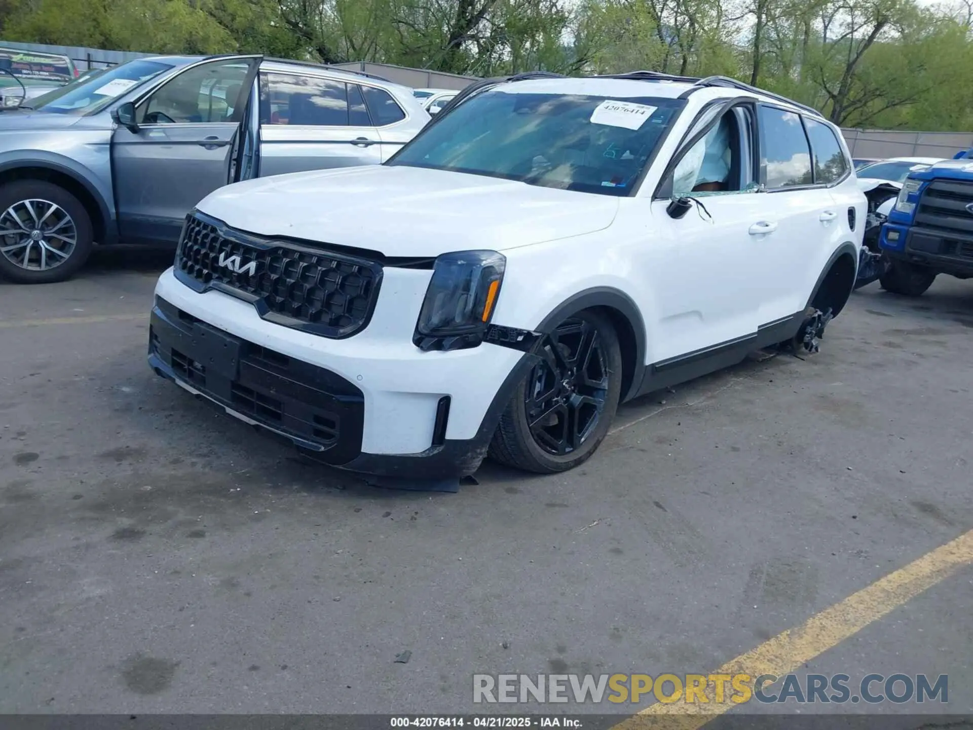 2 fotografías del automóvil dañado 5XYP5DGC8RG557348 KIA TELLURIDE 2024