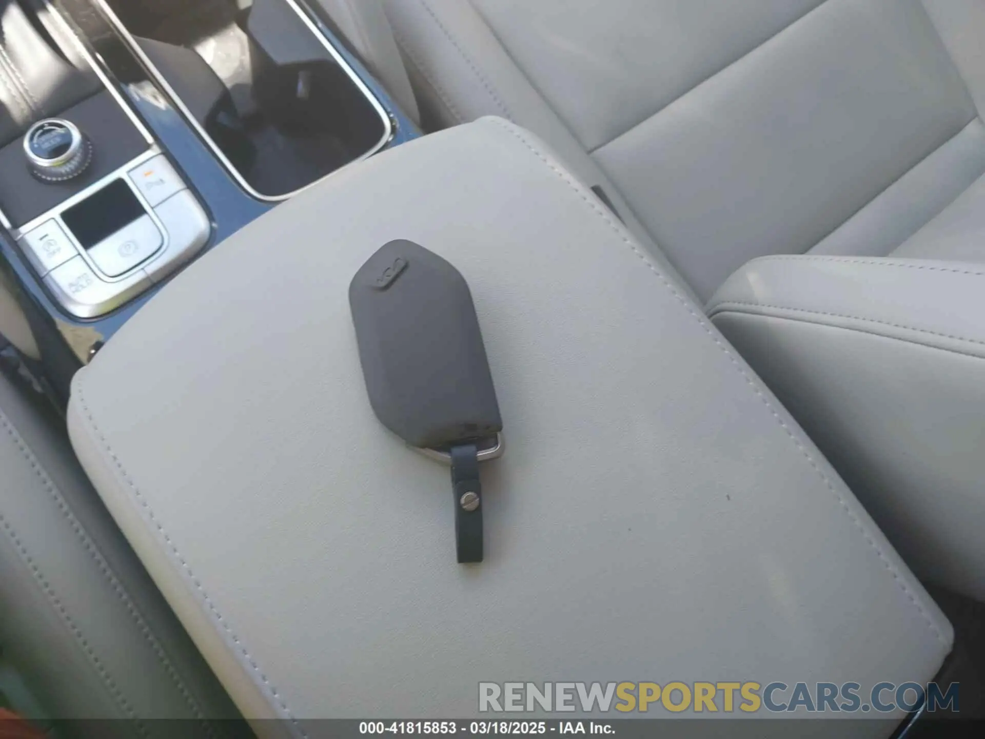 11 fotografías del automóvil dañado 5XYP64GC4RG413972 KIA TELLURIDE 2024