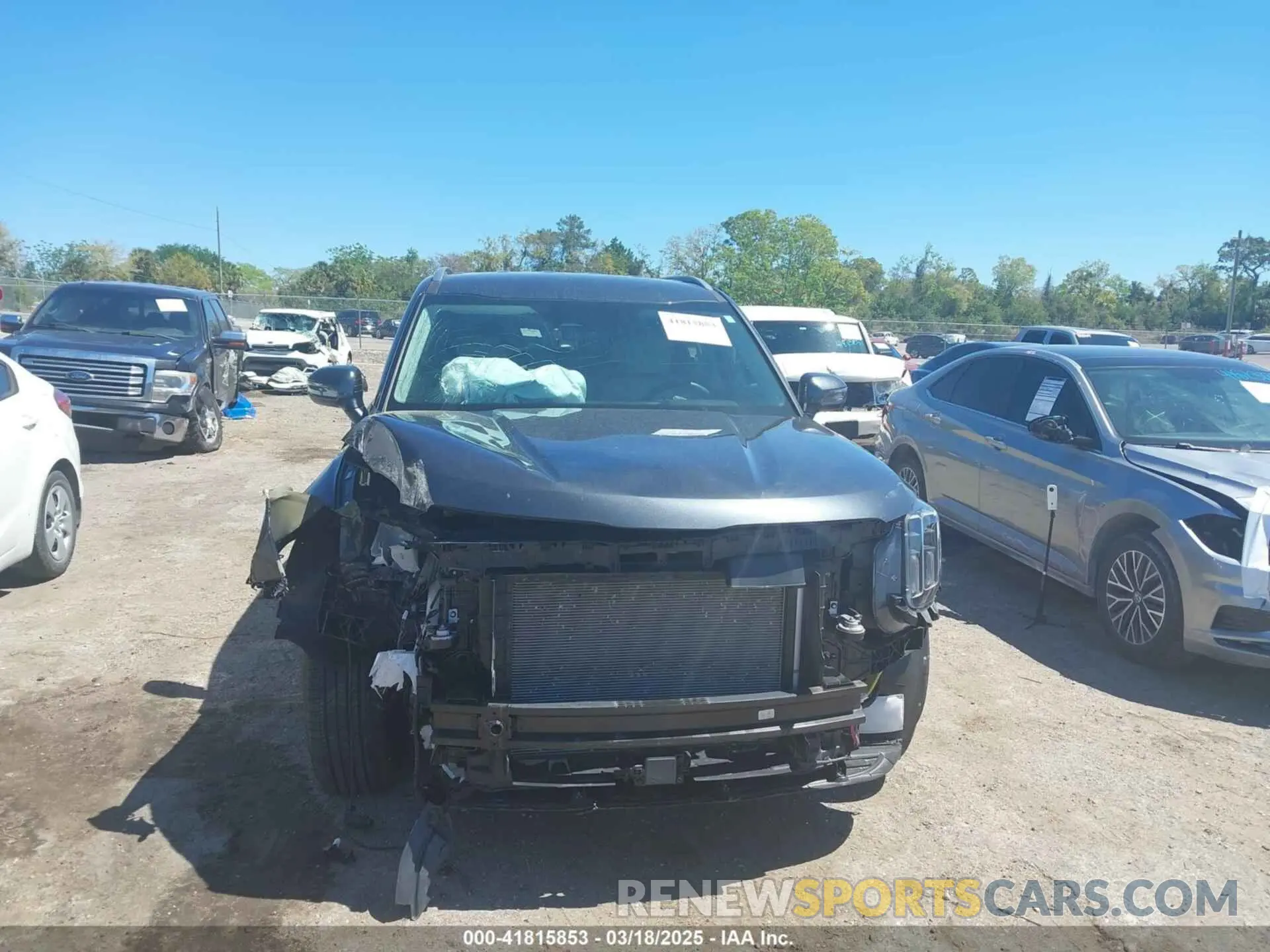 13 fotografías del automóvil dañado 5XYP64GC4RG413972 KIA TELLURIDE 2024