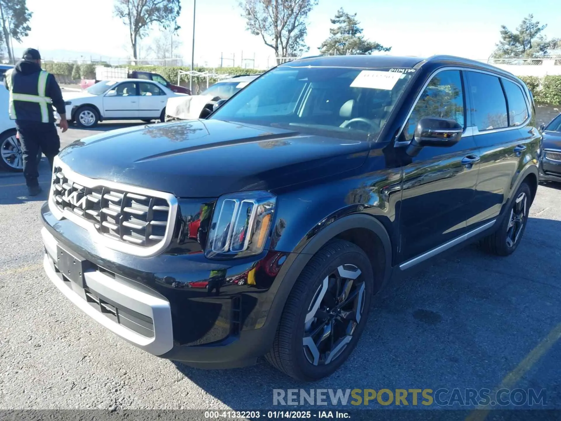2 fotografías del automóvil dañado 5XYP64GC4RG507642 KIA TELLURIDE 2024