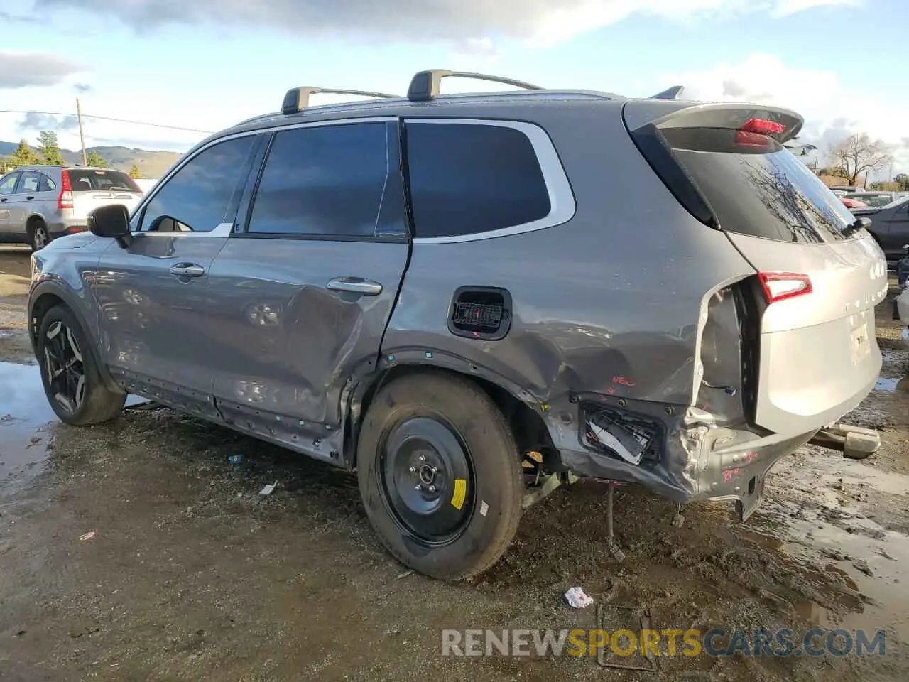 2 fotografías del automóvil dañado 5XYP64GC5RG436726 KIA TELLURIDE 2024