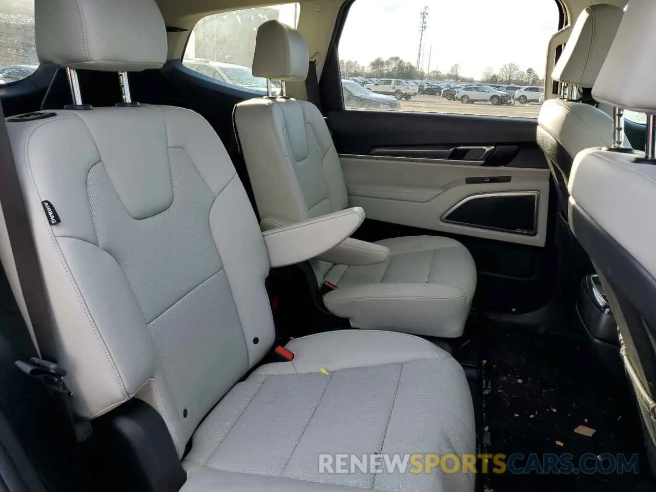 11 fotografías del automóvil dañado 5XYP64GC5RG528533 KIA TELLURIDE 2024