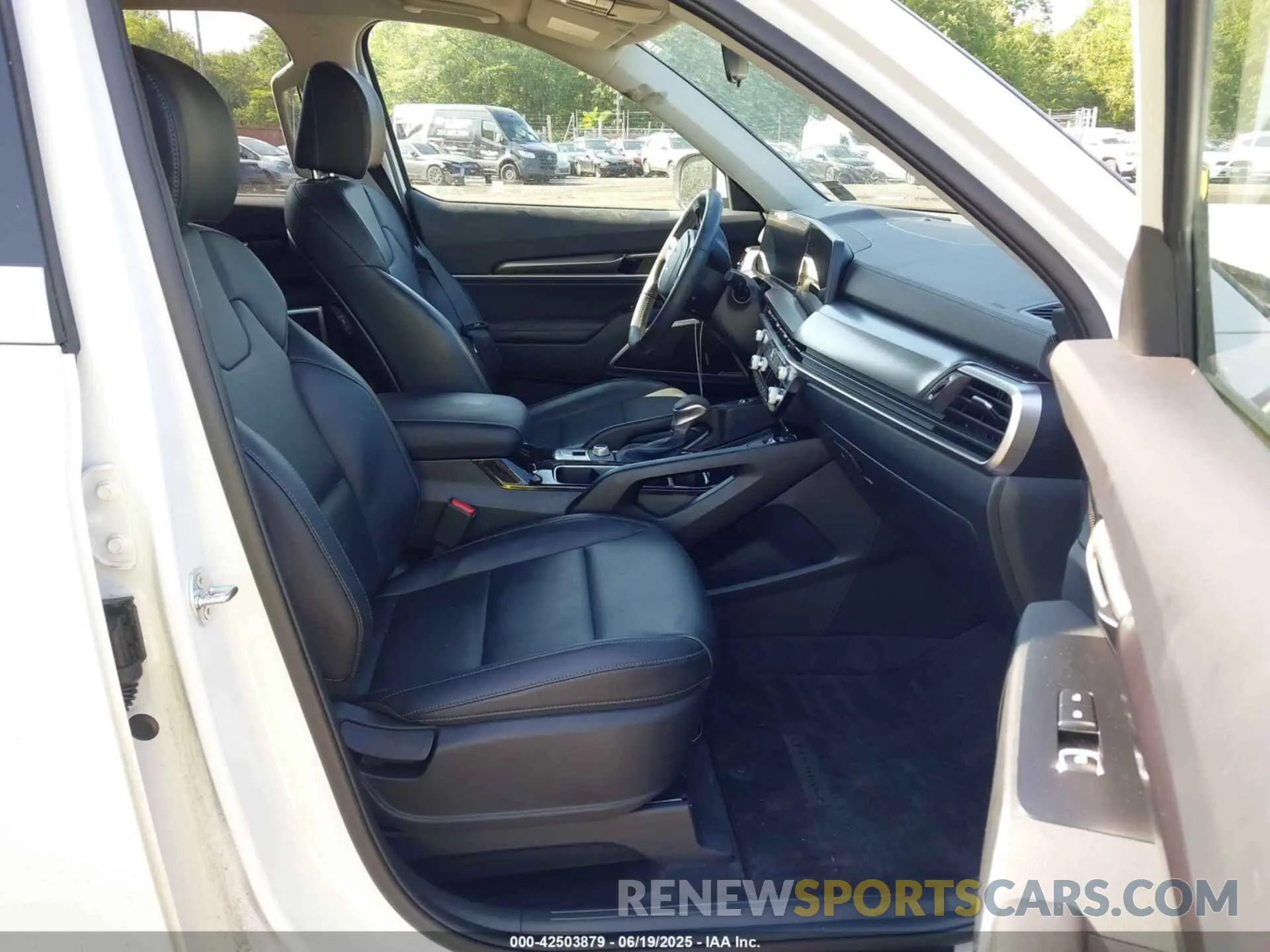 5 fotografías del automóvil dañado 5XYP6DGC2RG537531 KIA TELLURIDE 2024