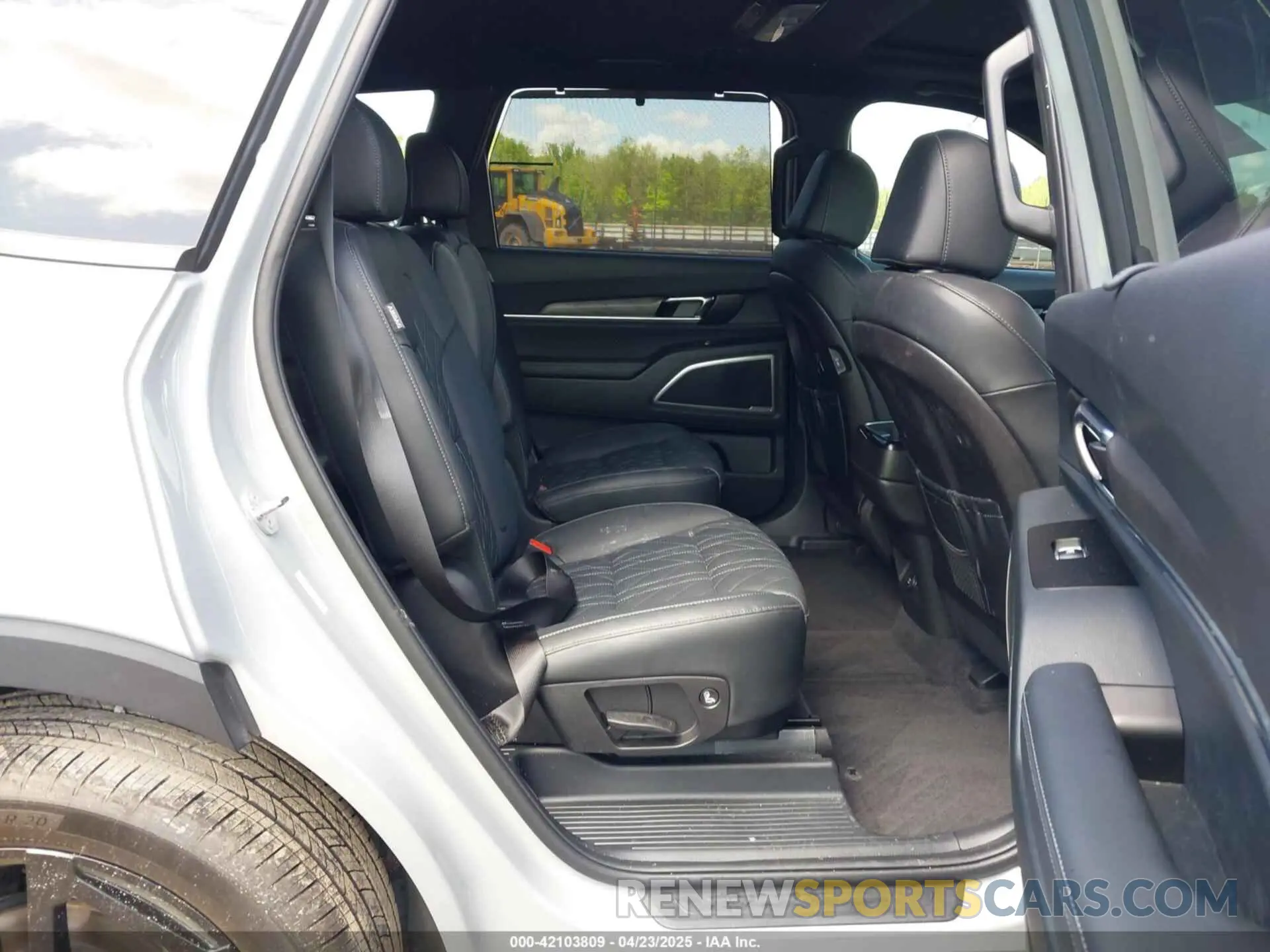 8 fotografías del automóvil dañado 5XYP3DGC5SG577553 KIA TELLURIDE 2025