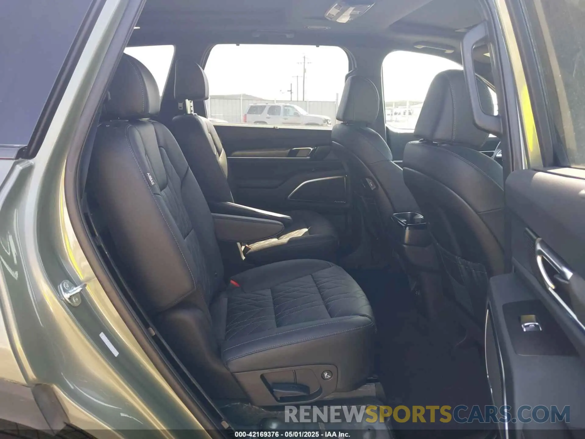 8 fotografías del automóvil dañado 5XYP5DGC3SG589128 KIA TELLURIDE 2025