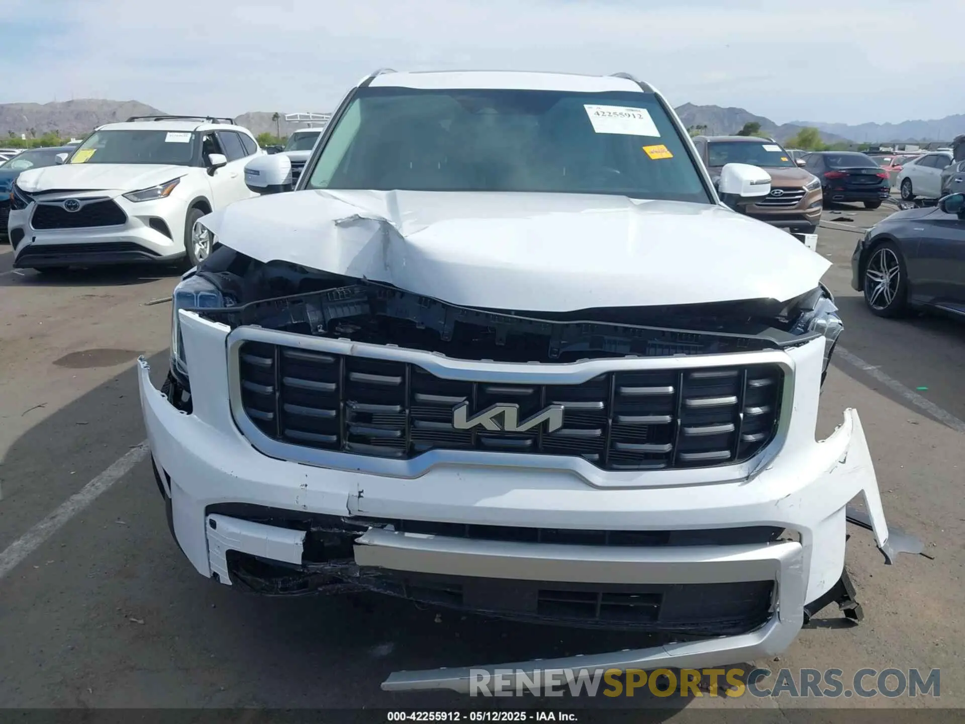 12 fotografías del automóvil dañado 5XYP64GC2SG571197 KIA TELLURIDE 2025