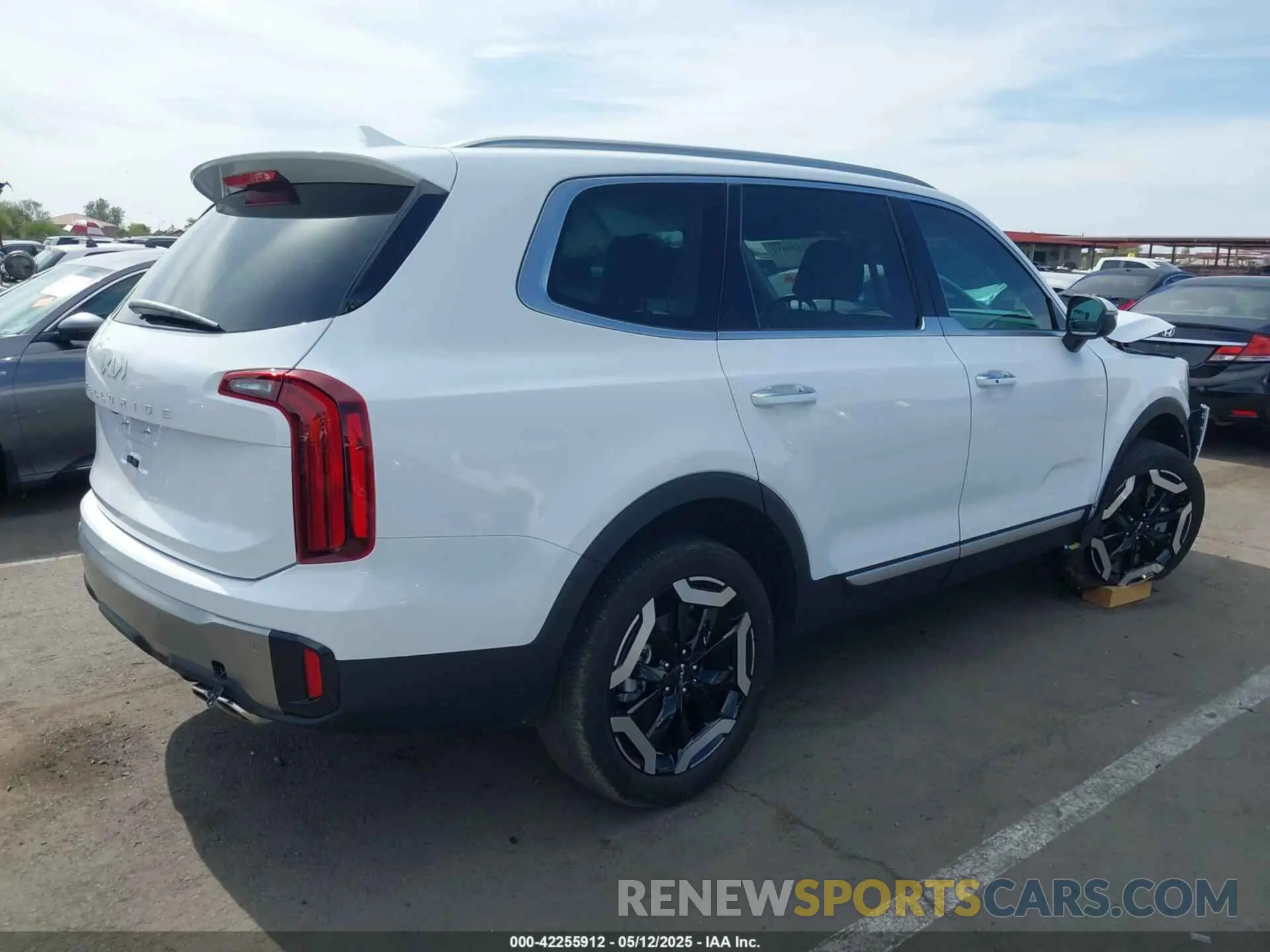 4 fotografías del automóvil dañado 5XYP64GC2SG571197 KIA TELLURIDE 2025
