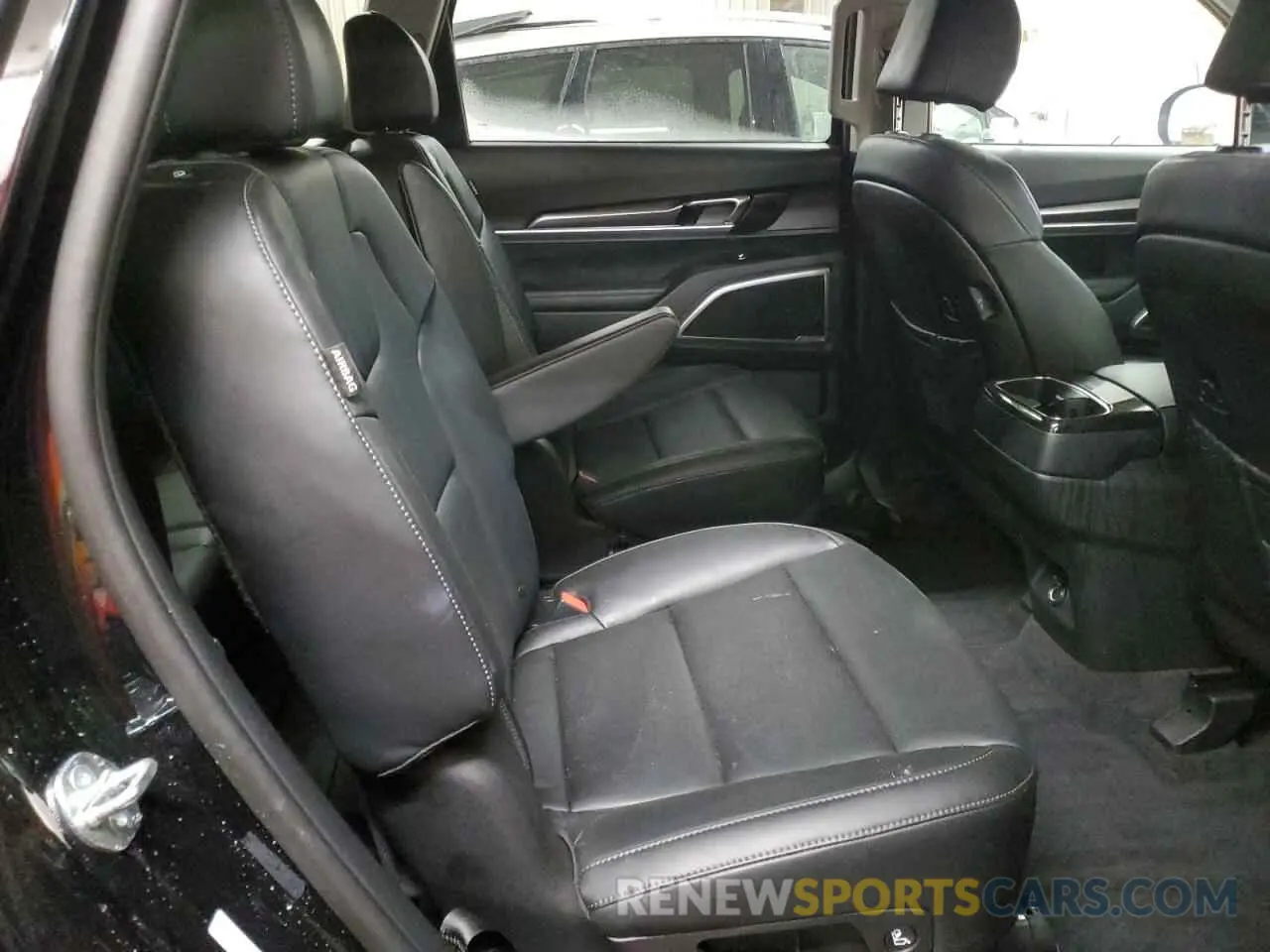 11 fotografías del automóvil dañado 5XYP64GC3SG598196 KIA TELLURIDE 2025