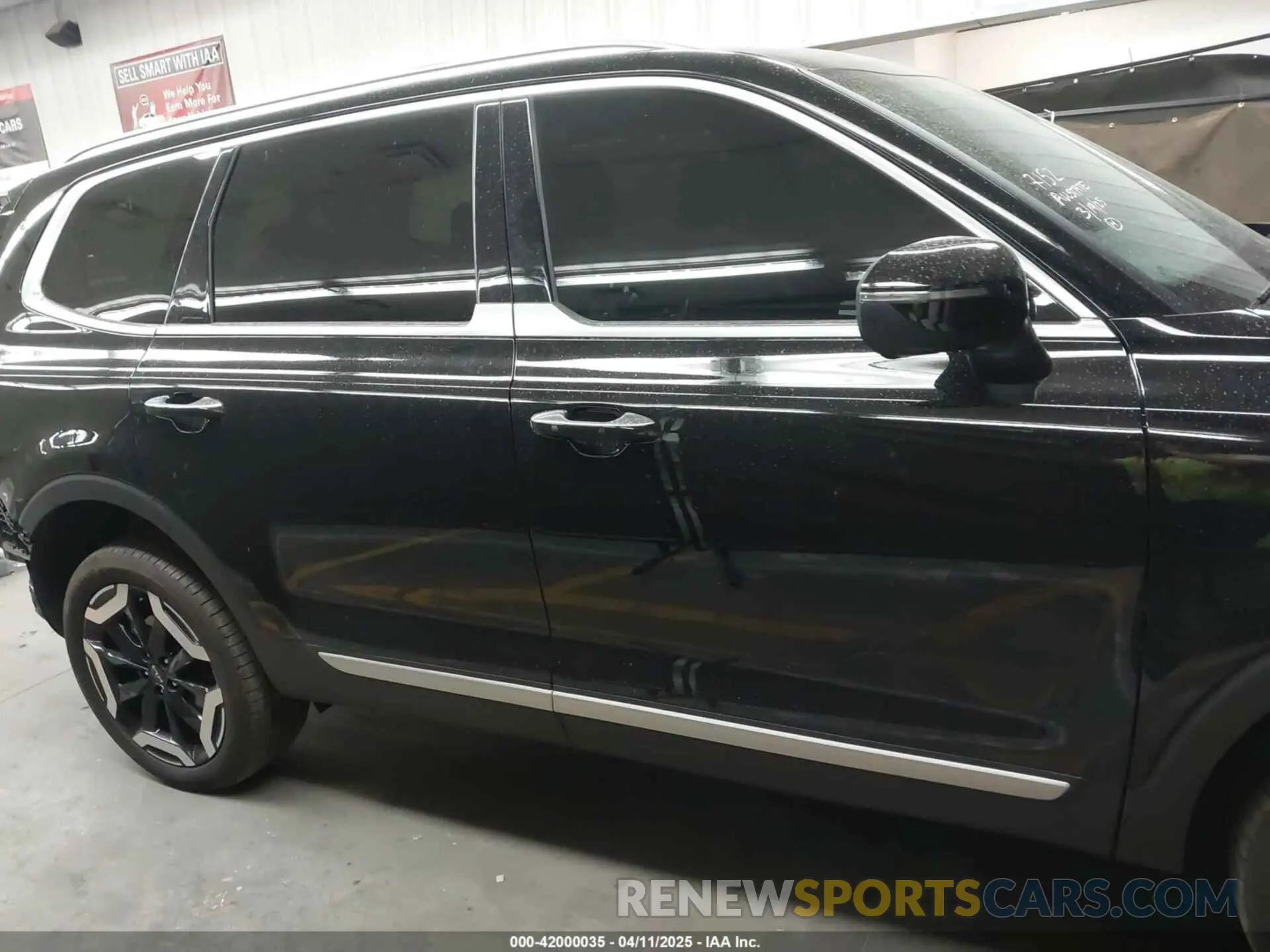 14 fotografías del automóvil dañado 5XYP64GC9SG580656 KIA TELLURIDE 2025