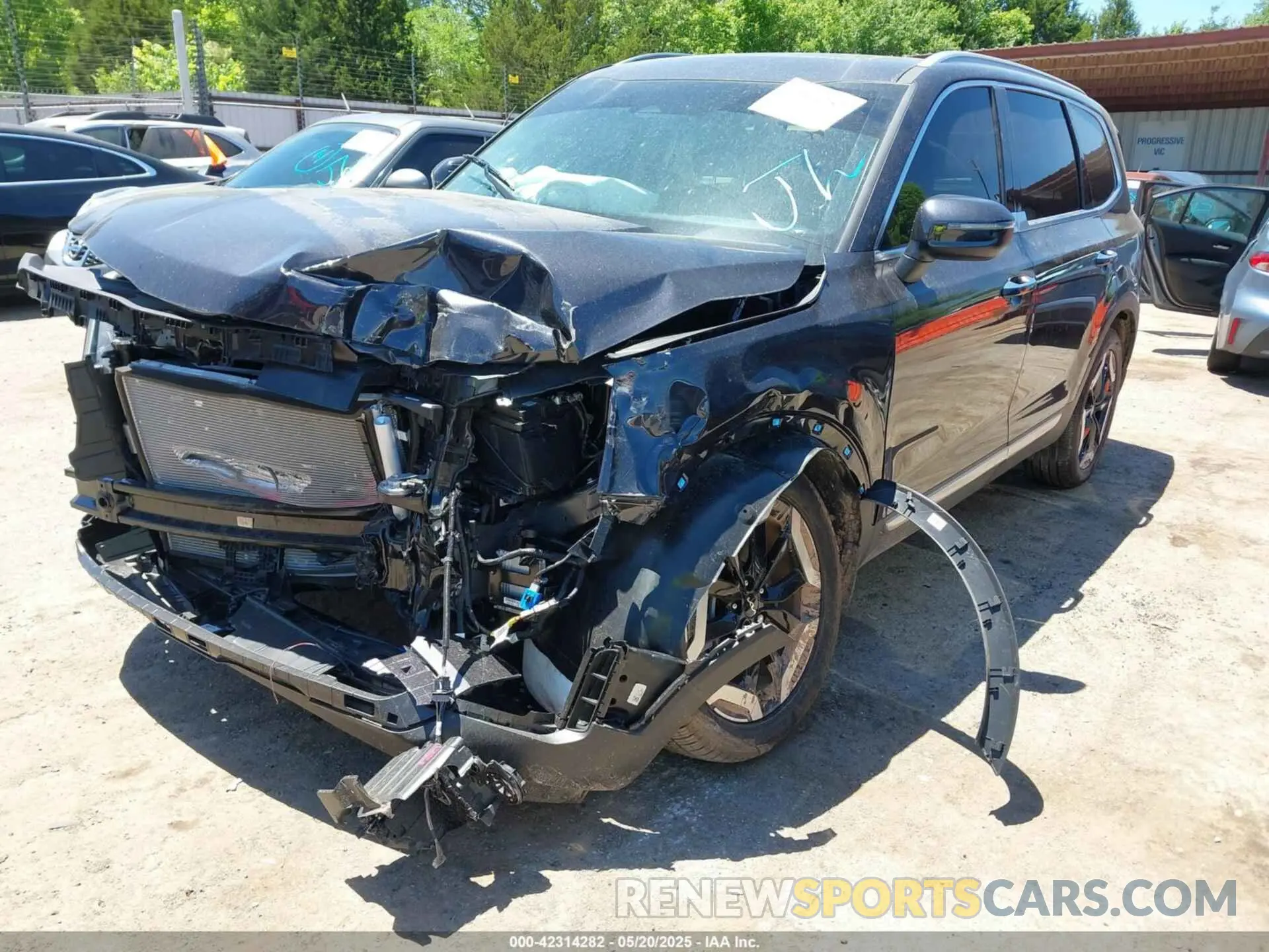 2 fotografías del automóvil dañado 5XYP6DGC0SG614158 KIA TELLURIDE 2025