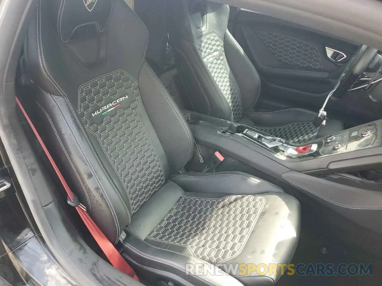 10 fotografías del automóvil dañado ZHWUC1ZF0KLA11341 LAMBORGHINI ALL MODELS 2019