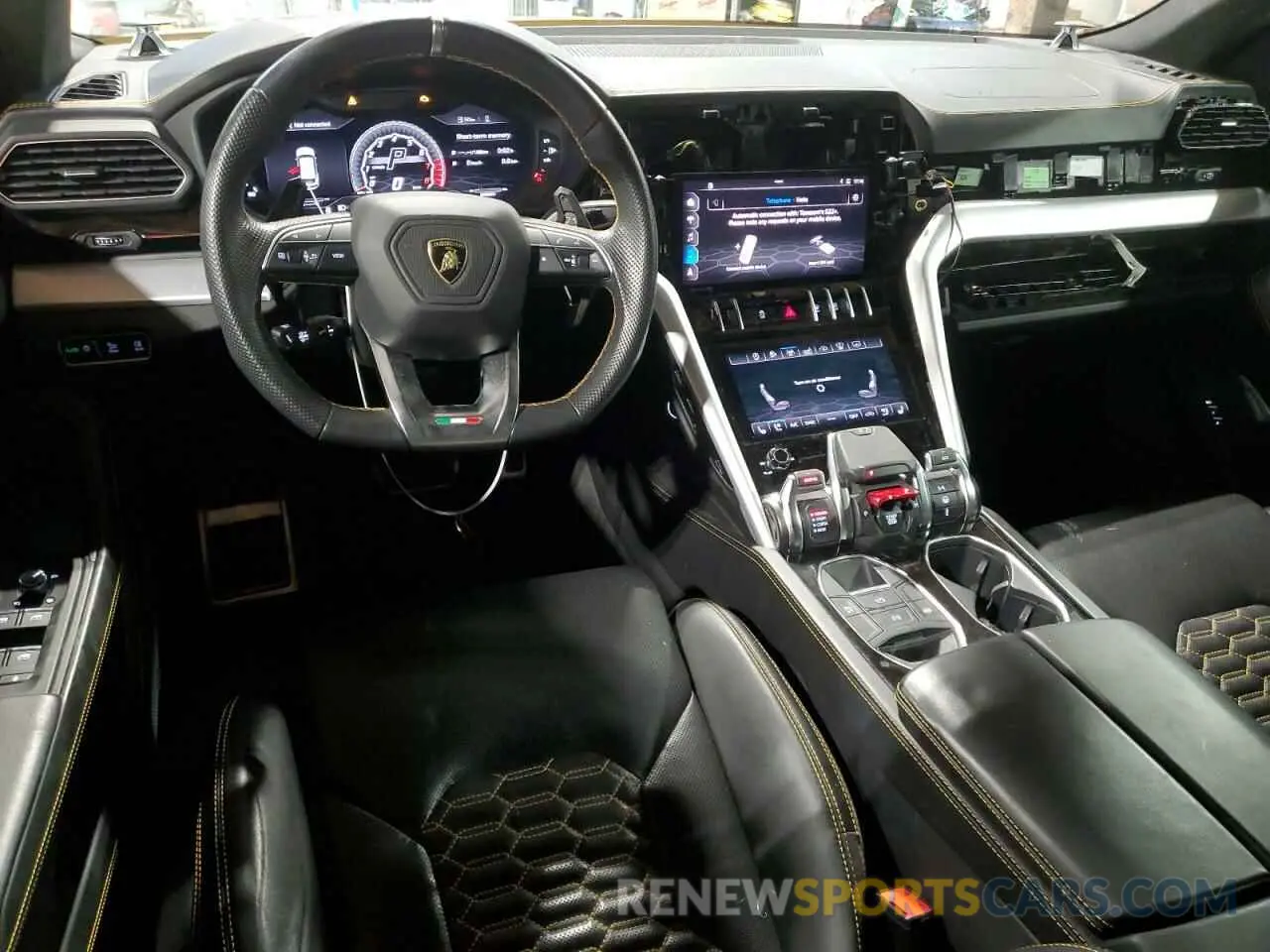 8 fotografías del automóvil dañado ZPBCA1ZL2KLA01075 LAMBORGHINI ALL MODELS 2019