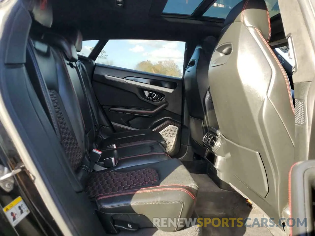 11 fotografías del automóvil dañado ZPBUA1ZL2KLA05616 LAMBORGHINI ALL MODELS 2019
