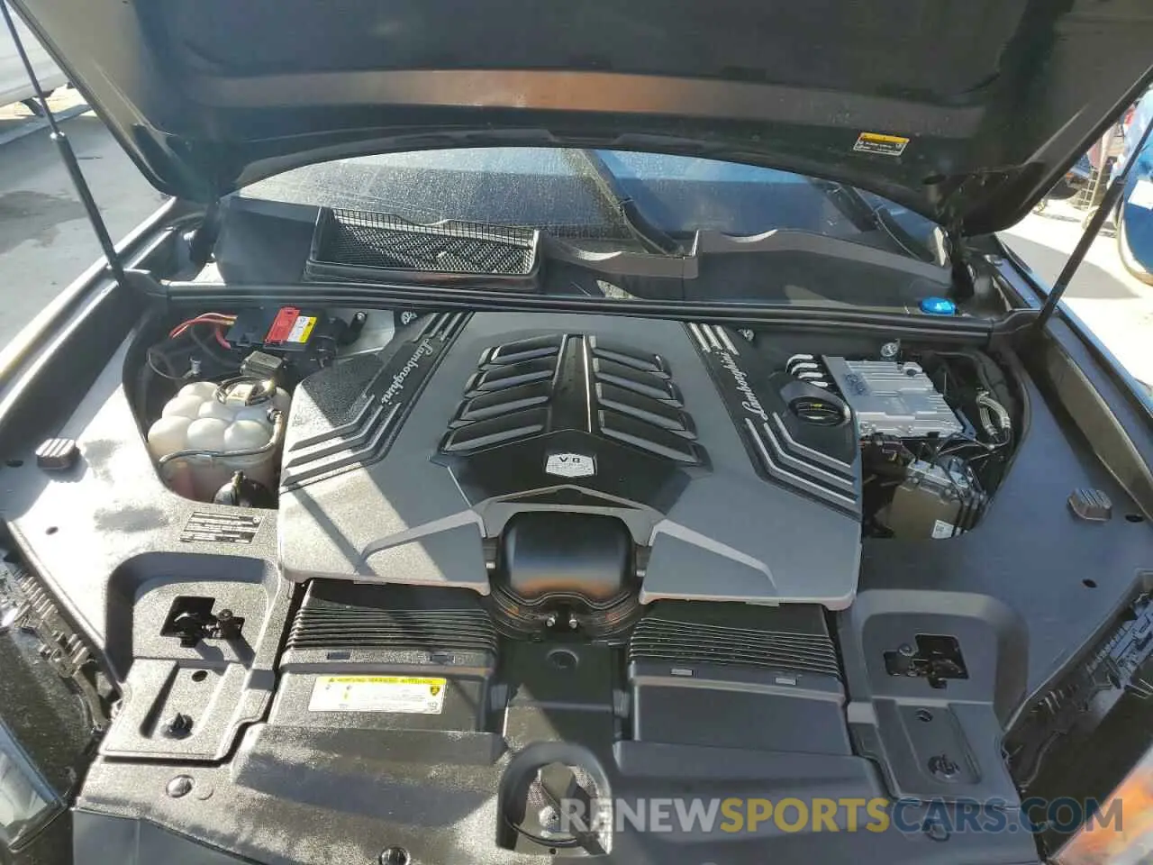 12 fotografías del automóvil dañado ZPBUA1ZL2KLA05616 LAMBORGHINI ALL MODELS 2019