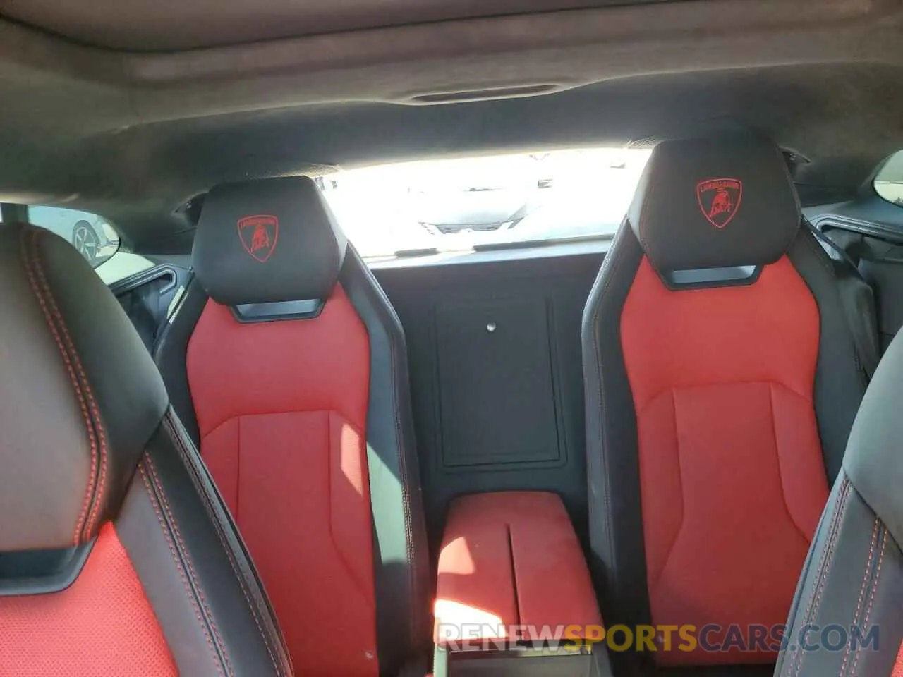 10 fotografías del automóvil dañado ZPBUA1ZL9KLA05029 LAMBORGHINI ALL MODELS 2019