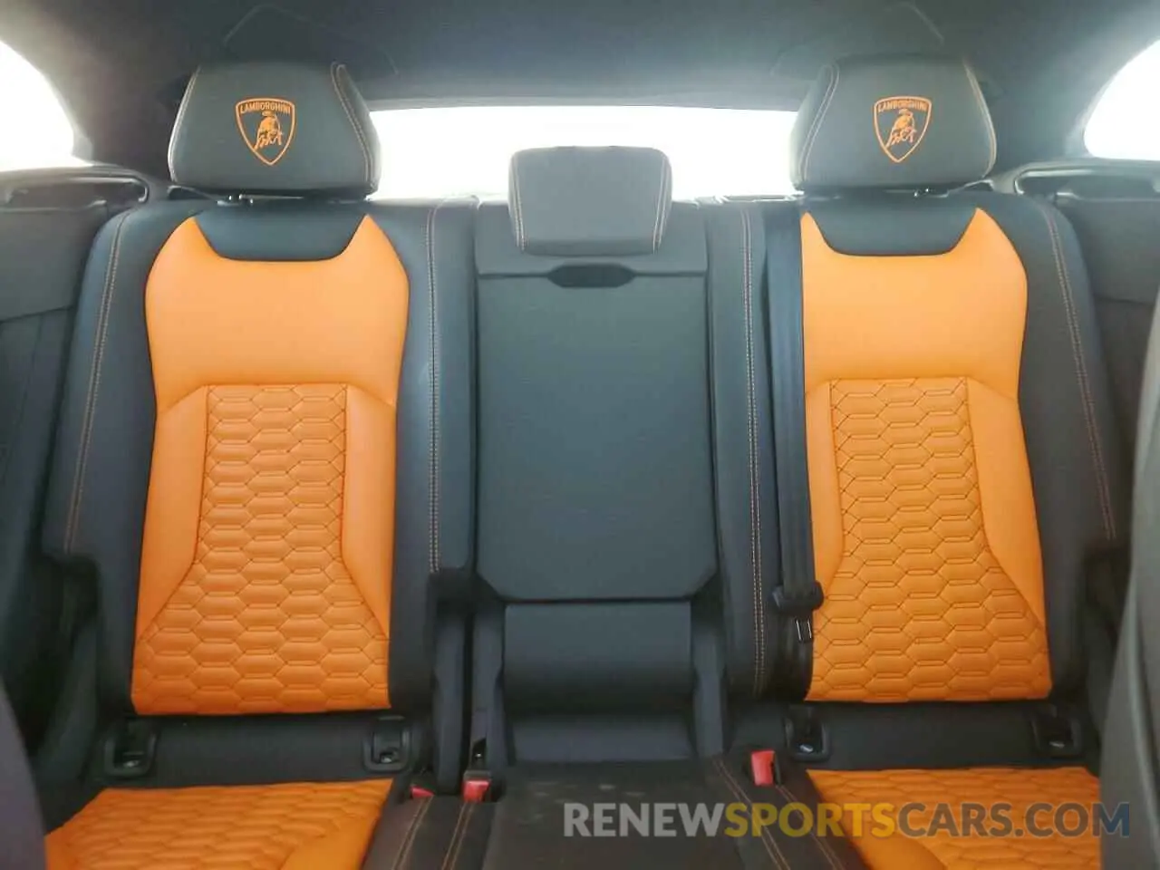 10 fotografías del automóvil dañado ZPBUA1ZLXKLA03290 LAMBORGHINI ALL MODELS 2019