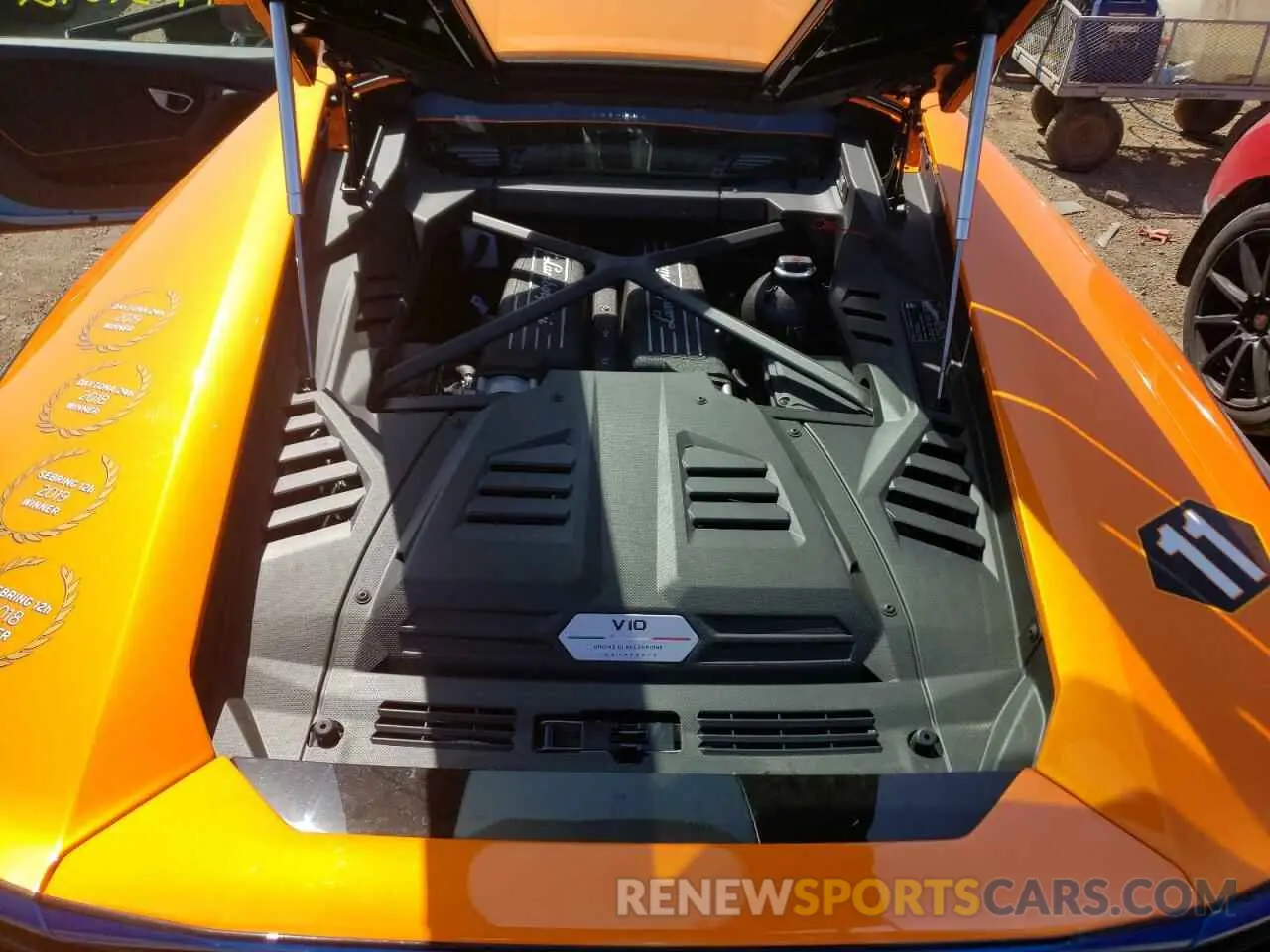 7 fotografías del automóvil dañado ZHWUF4ZF1LLA15764 LAMBORGHINI ALL MODELS 2020