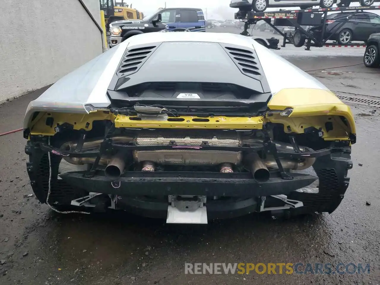 6 fotografías del automóvil dañado ZHWUF5ZF6LLA14566 LAMBORGHINI ALL MODELS 2020