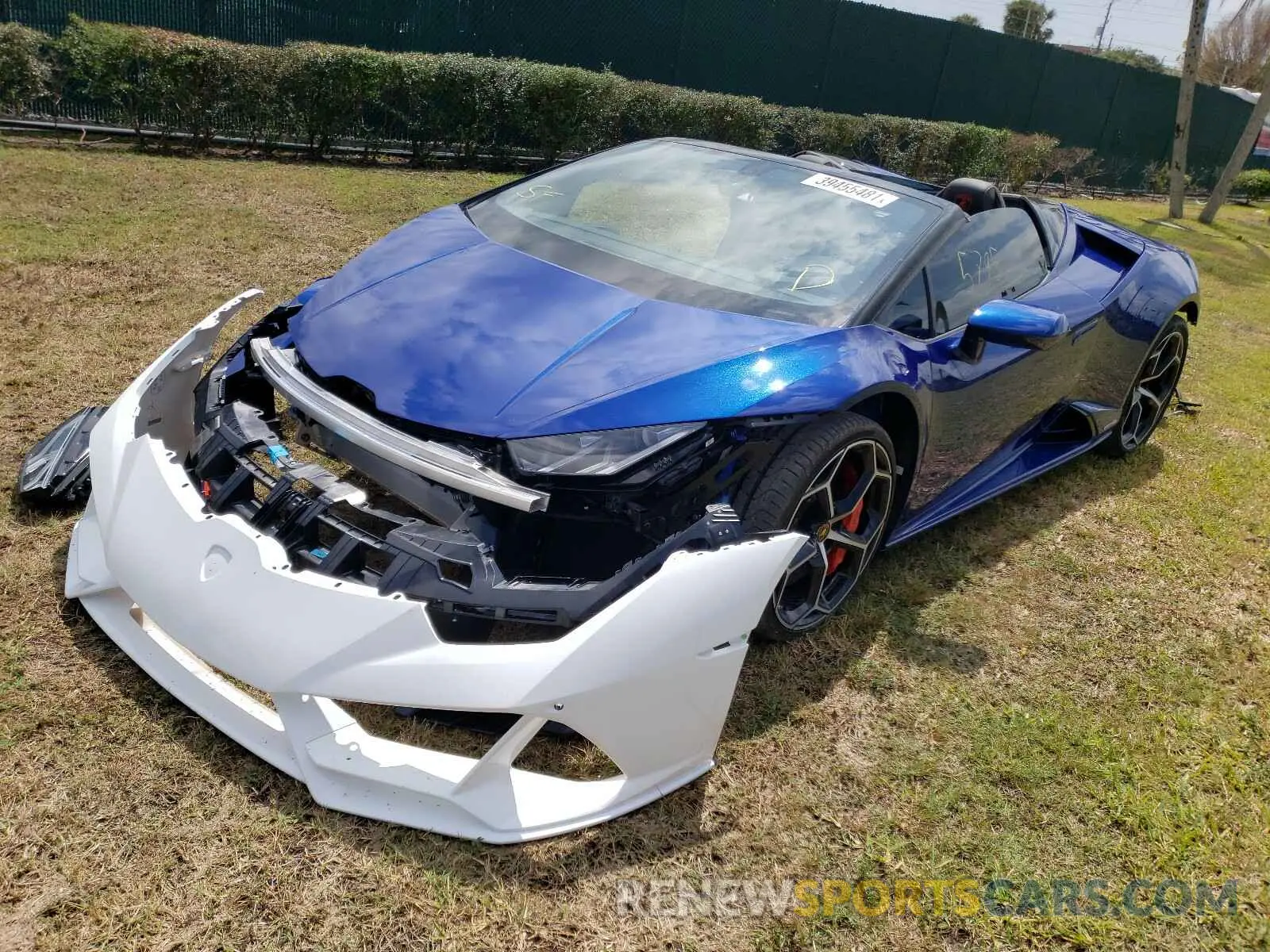 2 fotografías del automóvil dañado ZHWUT4ZF1LLA12985 LAMBORGHINI ALL MODELS 2020