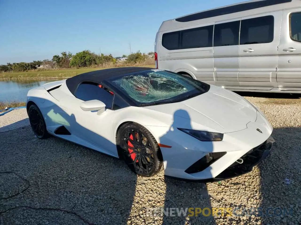 4 fotografías del automóvil dañado ZHWUT5ZF5LLA15099 LAMBORGHINI ALL MODELS 2020