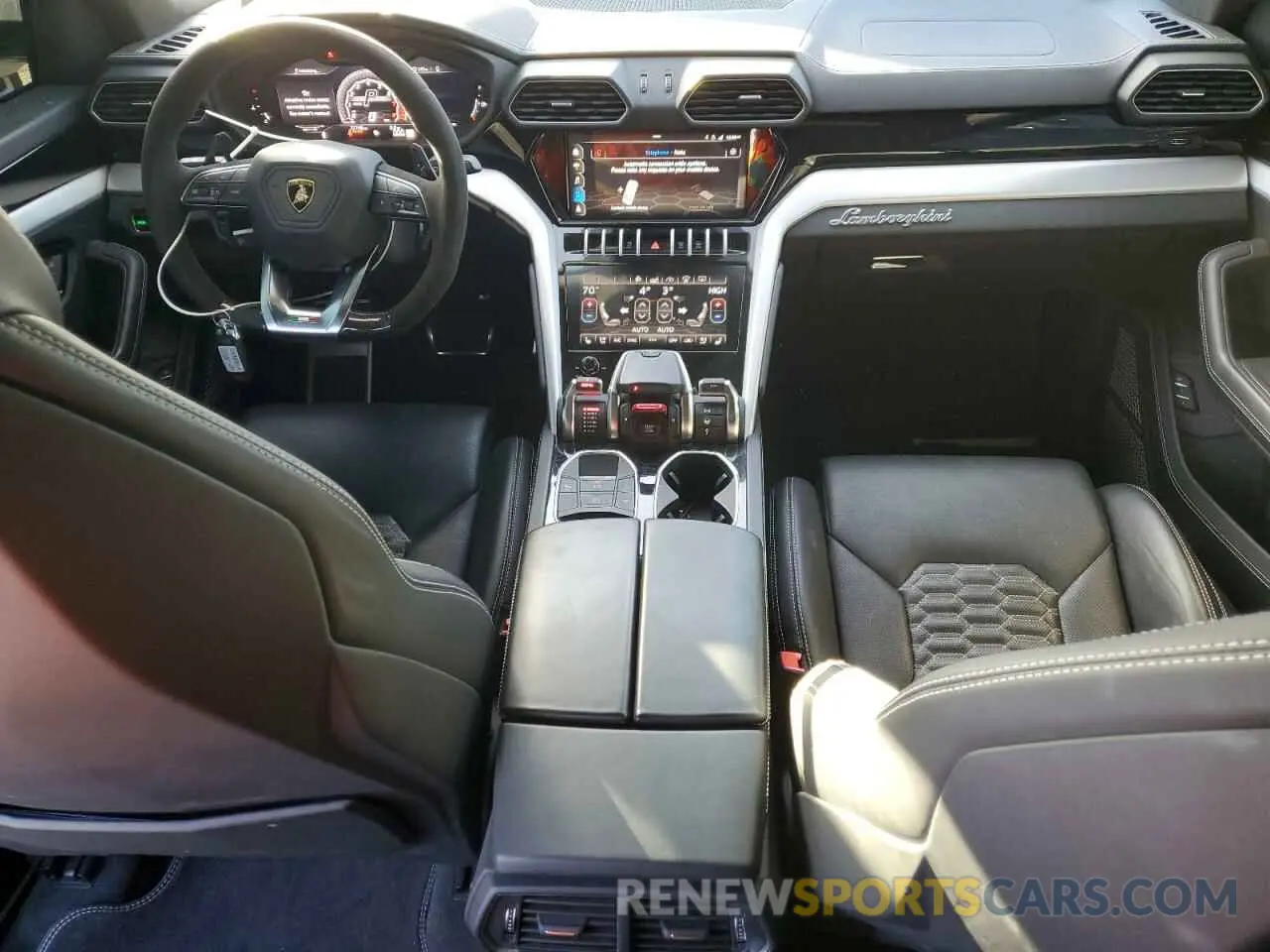 8 fotografías del automóvil dañado ZPBUA1ZL6LLA08780 LAMBORGHINI ALL MODELS 2020