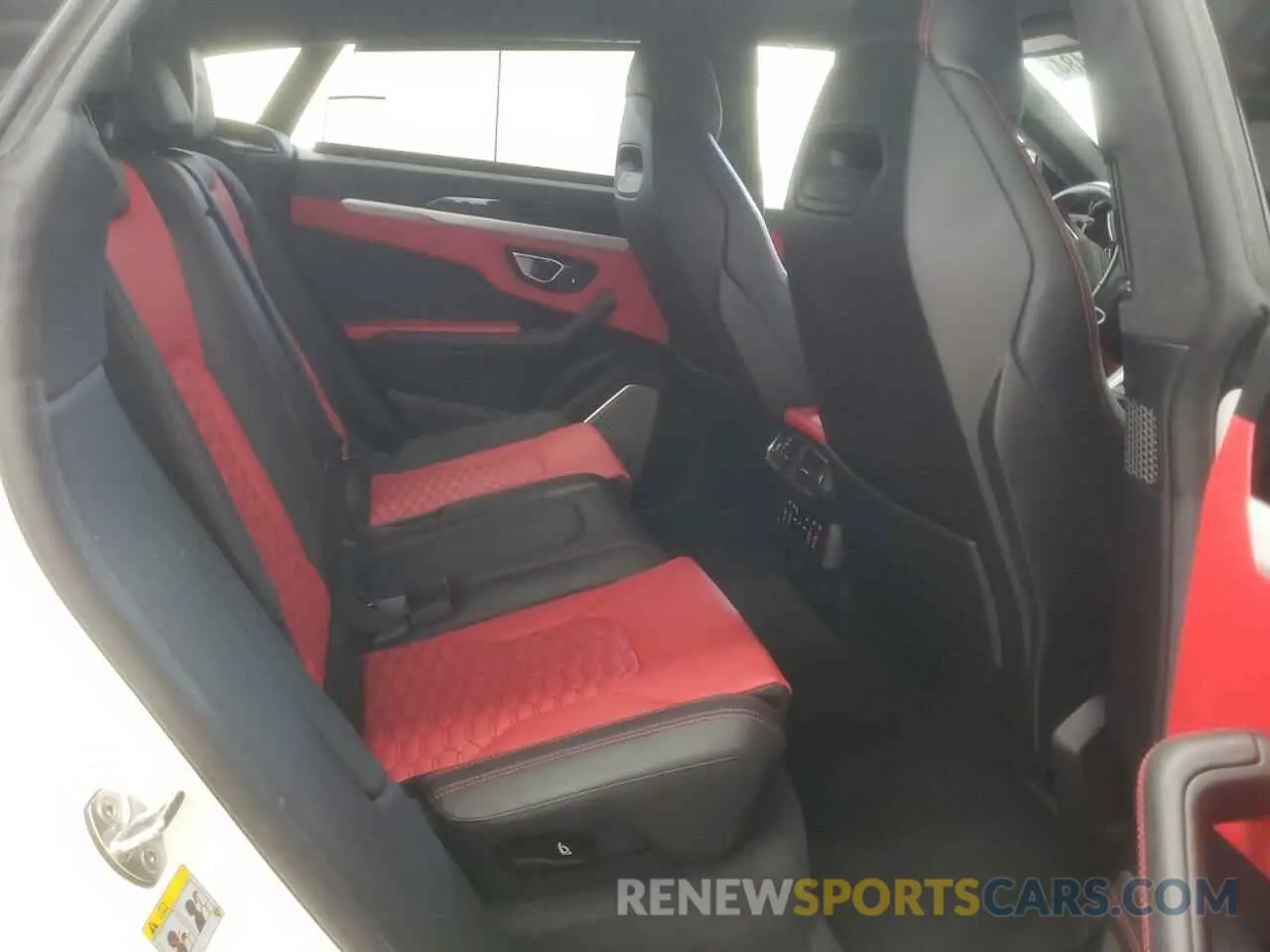 11 fotografías del automóvil dañado ZPBUA1ZL8LLA08716 LAMBORGHINI ALL MODELS 2020