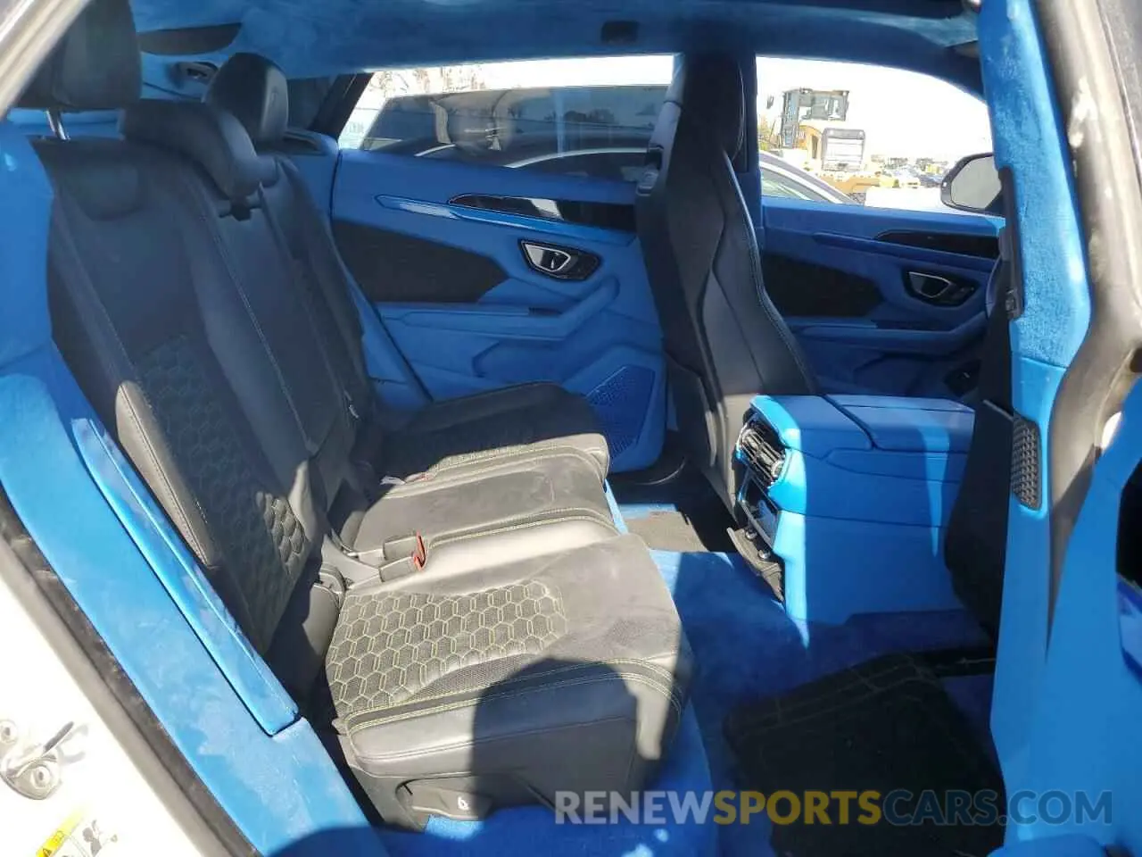 11 fotografías del automóvil dañado ZPBUA1ZL9LLA07459 LAMBORGHINI ALL MODELS 2020