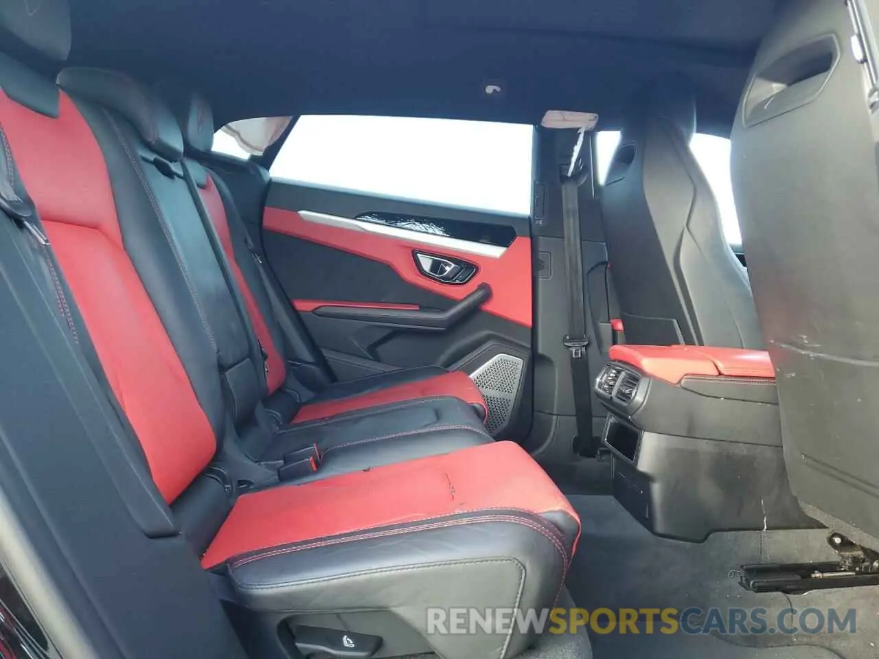 11 fotografías del automóvil dañado ZPBUA1ZL9LLA09731 LAMBORGHINI ALL MODELS 2020