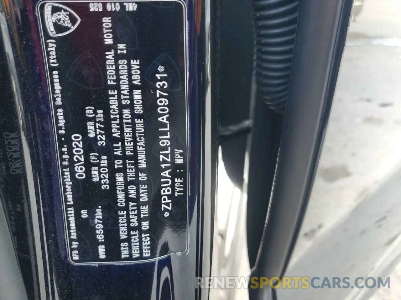 13 fotografías del automóvil dañado ZPBUA1ZL9LLA09731 LAMBORGHINI ALL MODELS 2020