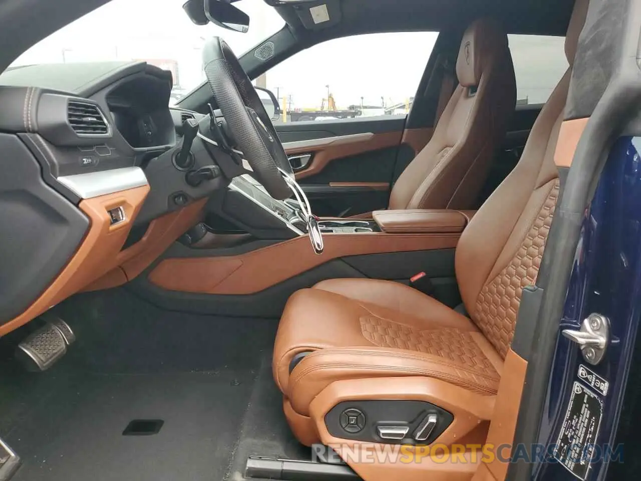 7 fotografías del automóvil dañado ZPBUA1ZL0MLA13913 LAMBORGHINI ALL MODELS 2021