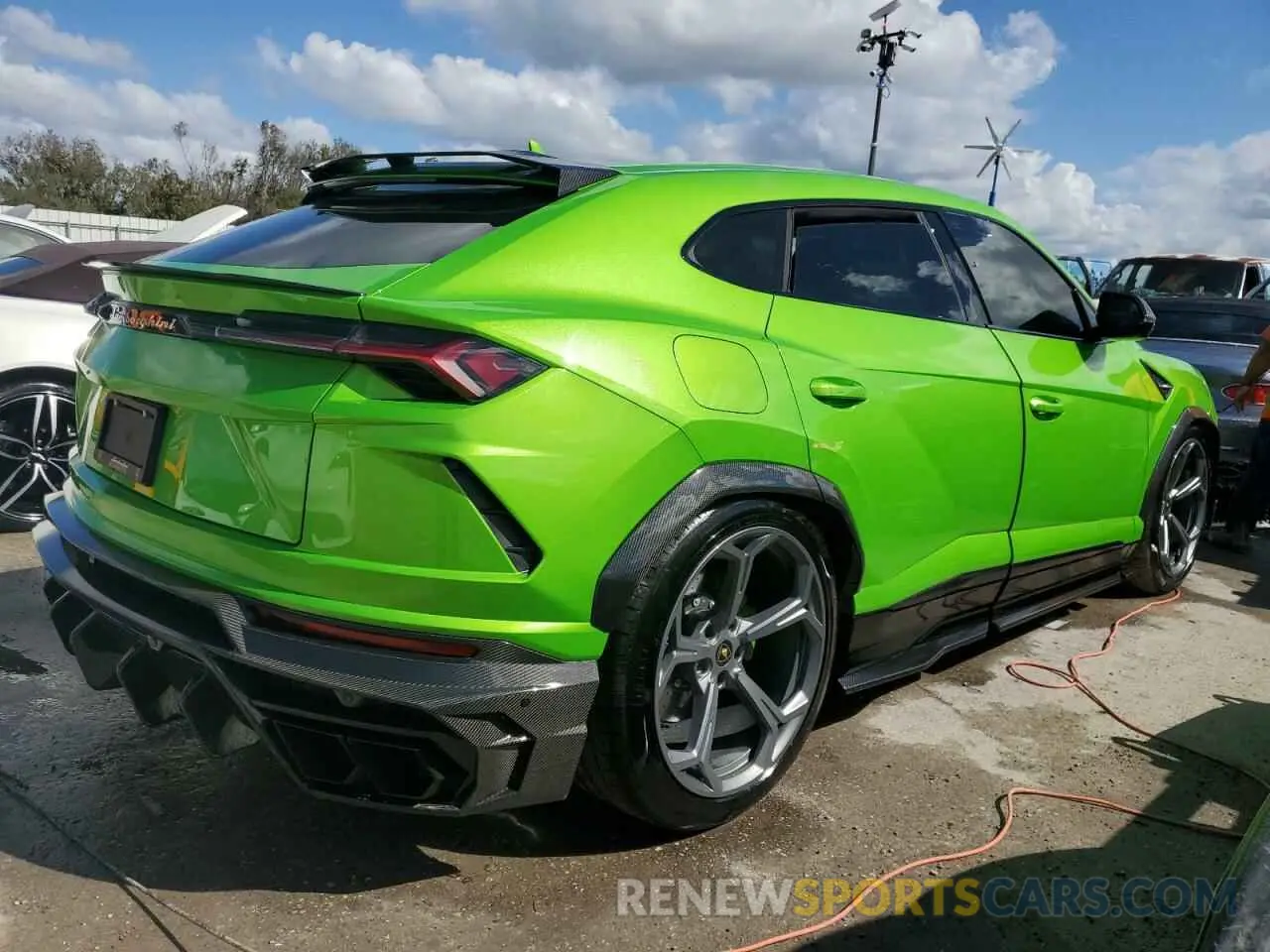 3 fotografías del automóvil dañado ZPBUA1ZL6MLA14421 LAMBORGHINI ALL MODELS 2021