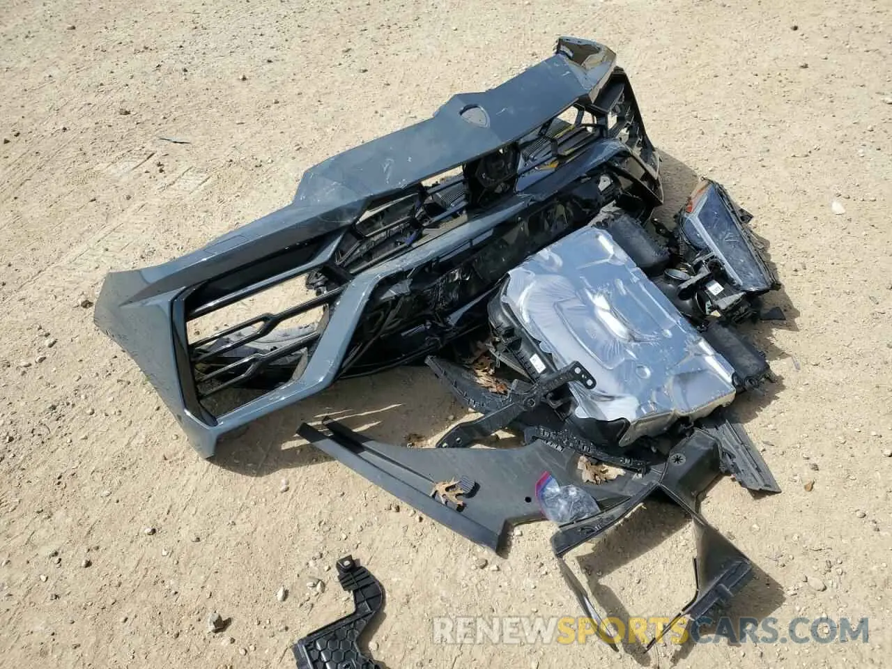 13 fotografías del automóvil dañado ZPBUA1ZL7NLA16759 LAMBORGHINI ALL MODELS 2022