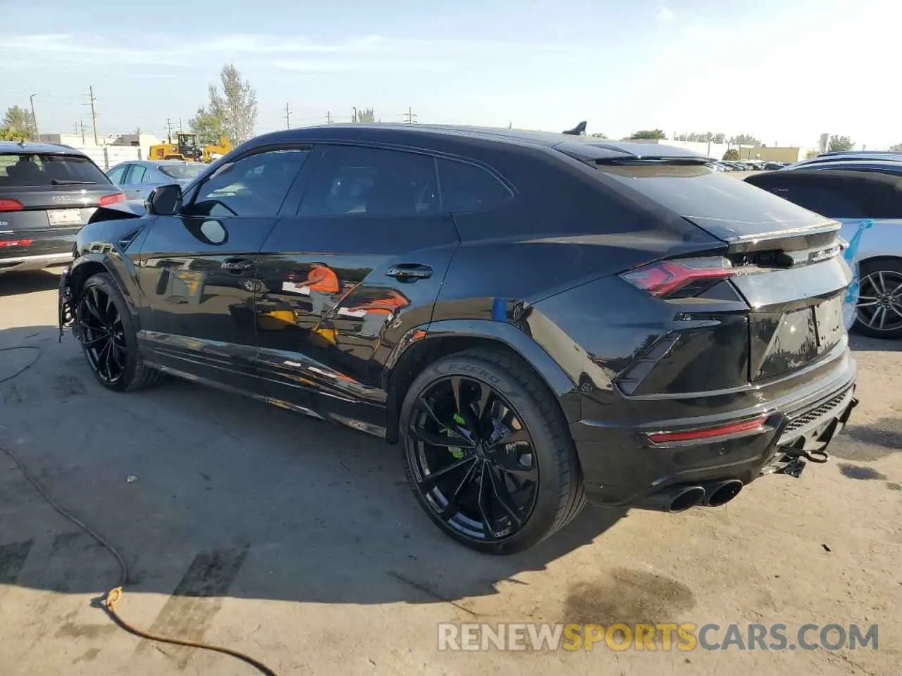 2 fotografías del automóvil dañado ZPBUA1ZL9NLA16309 LAMBORGHINI ALL MODELS 2022