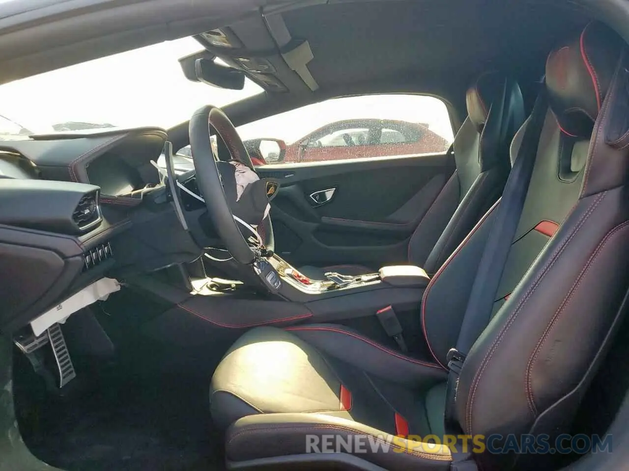 7 fotografías del automóvil dañado ZHWUT5ZF9PLA21574 LAMBORGHINI ALL MODELS 2023