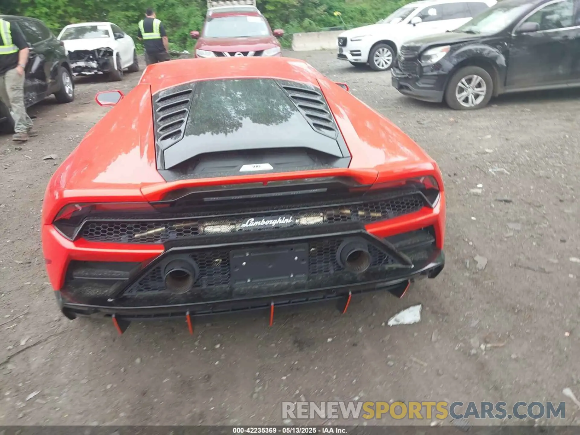 16 fotografías del automóvil dañado ZHWUF4ZF6LLA13783 LAMBORGHINI HURACAN EVO 2020
