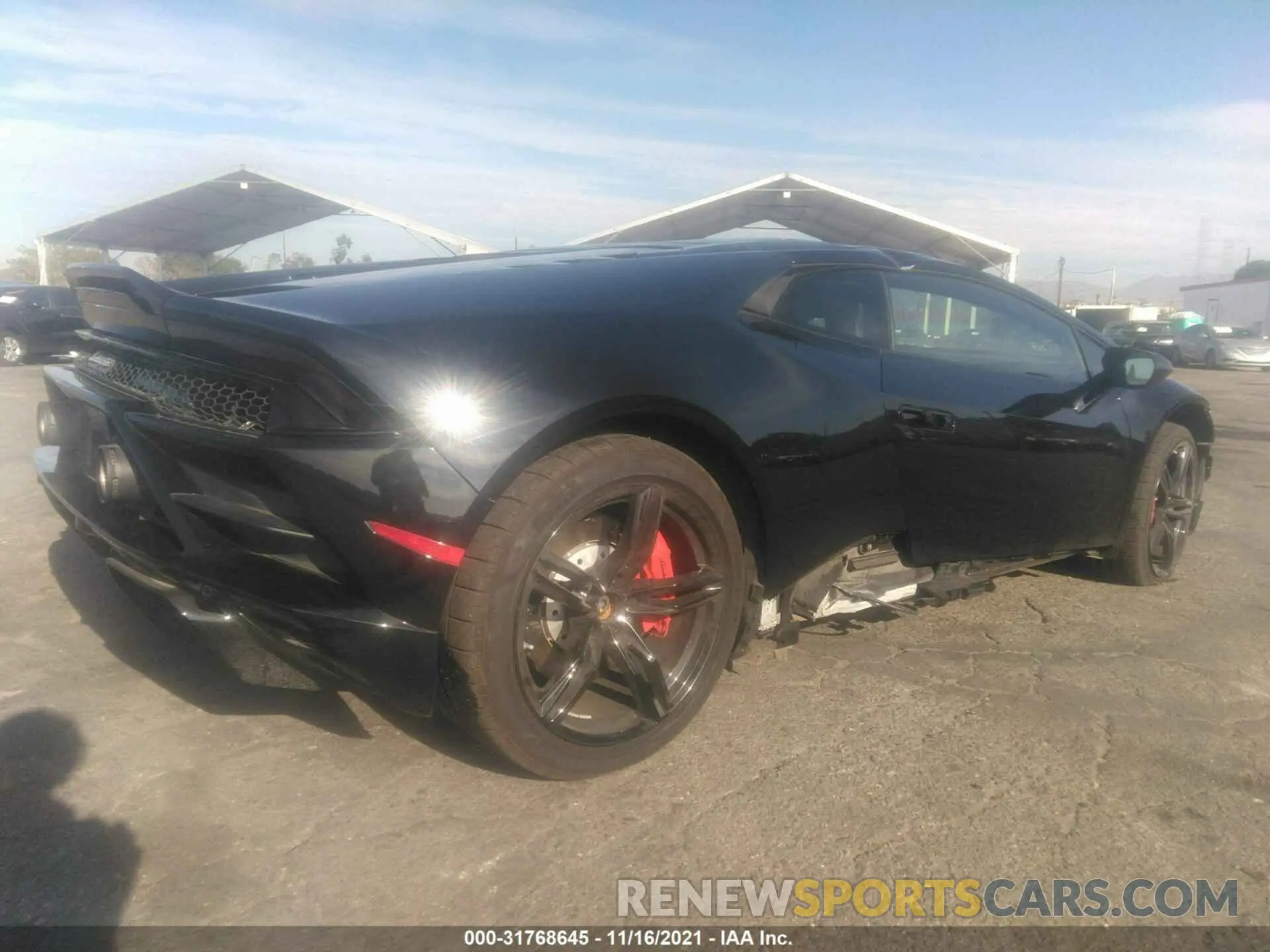 4 fotografías del automóvil dañado ZHWUF5ZF7LLA15189 LAMBORGHINI HURACAN EVO 2020