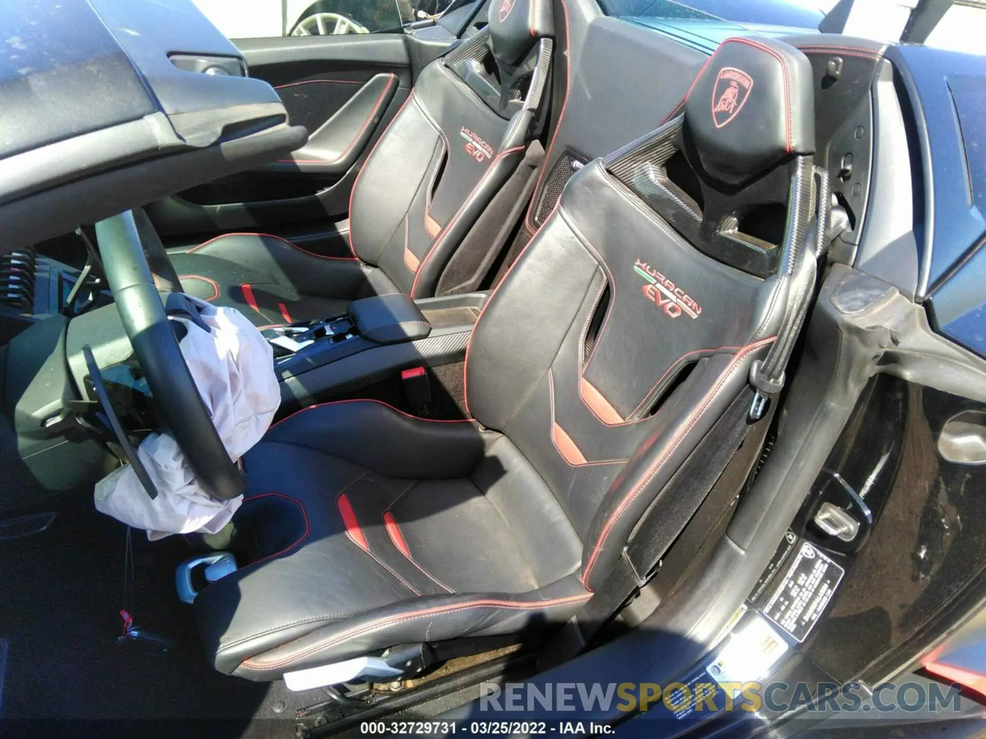 8 fotografías del automóvil dañado ZHWUT5ZF4LLA15014 LAMBORGHINI HURACAN EVO 2020