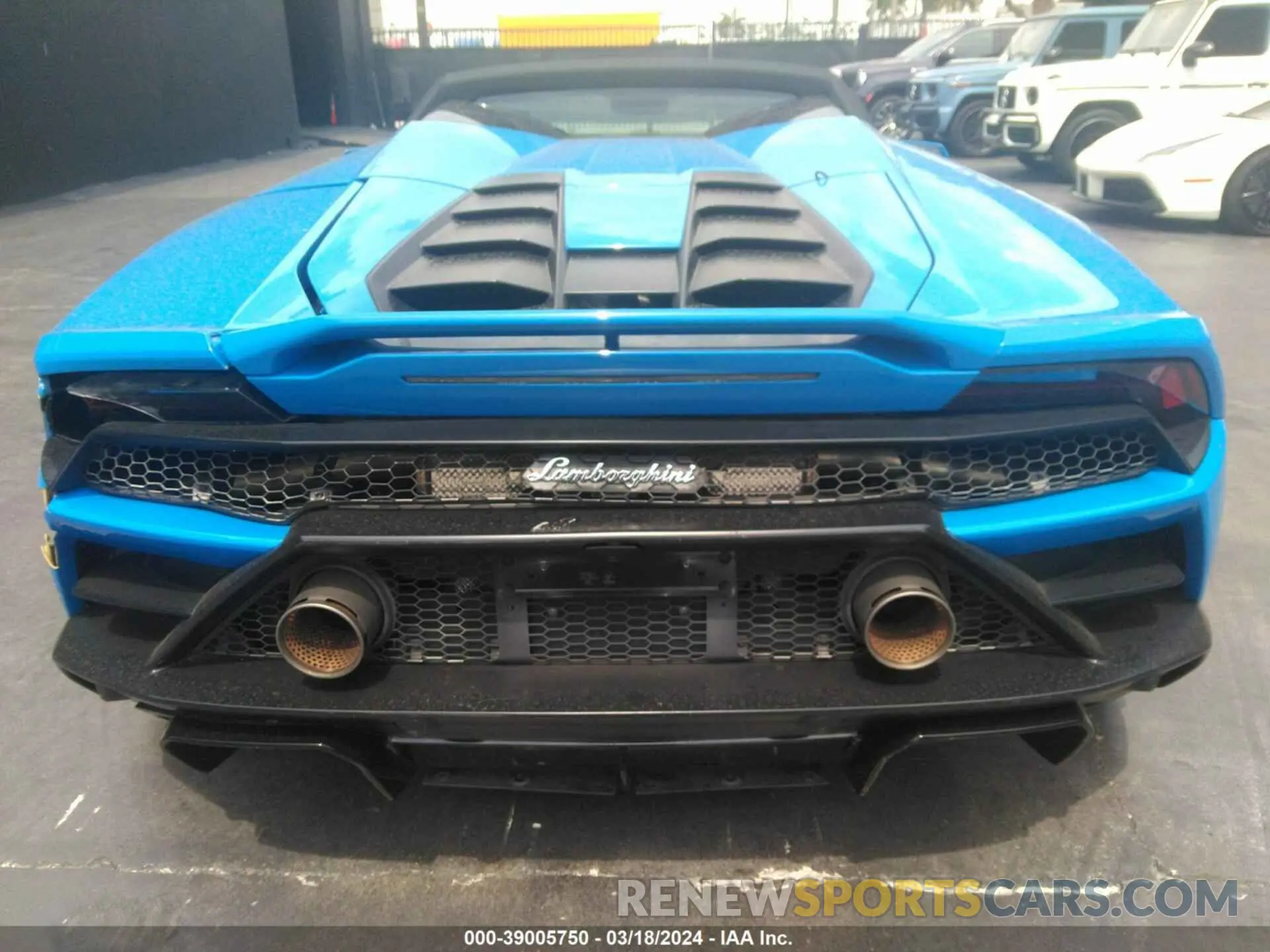 17 fotografías del automóvil dañado ZHWUT5ZF5MLA17050 LAMBORGHINI HURACAN EVO 2021