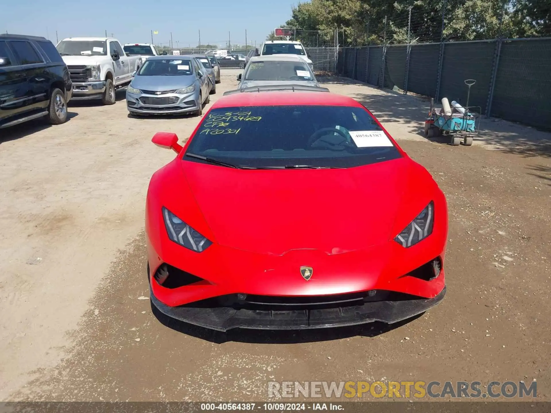 11 fotografías del automóvil dañado ZHWUF5ZF7NLA20301 LAMBORGHINI HURACAN EVO 2022