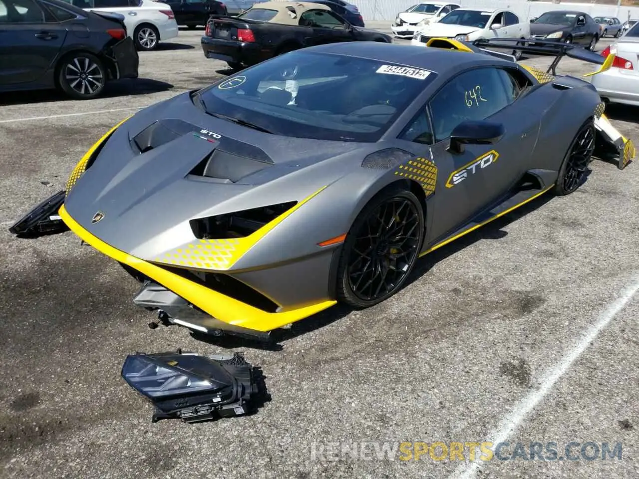 2 fotografías del automóvil dañado ZHWUA6ZX9NLA18143 LAMBORGHINI HURACAN ST 2022