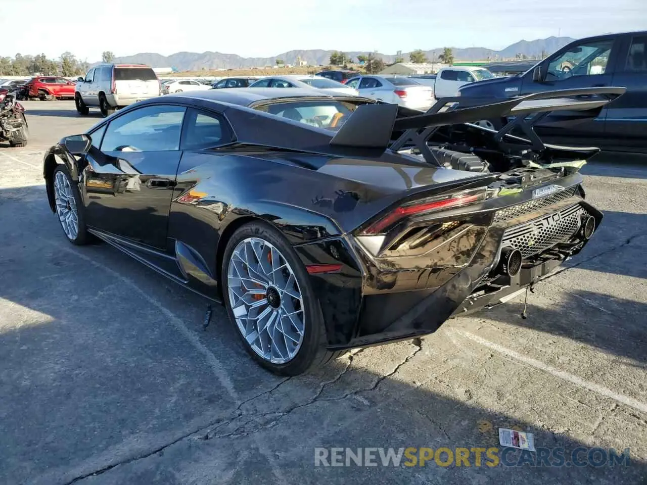 3 fotografías del automóvil dañado ZHWUA6ZX9NLA18448 LAMBORGHINI HURACAN ST 2022