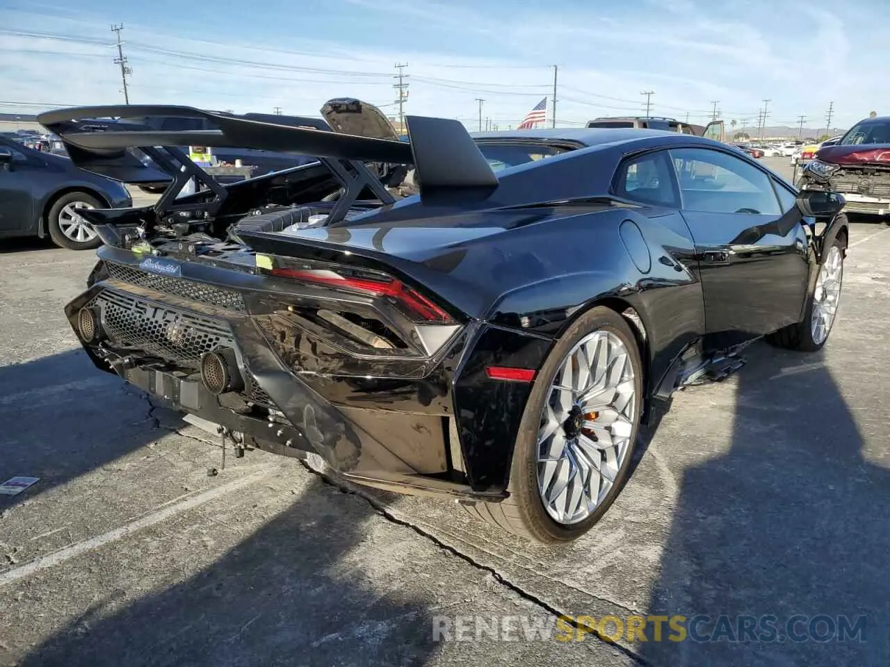 4 fotografías del automóvil dañado ZHWUA6ZX9NLA18448 LAMBORGHINI HURACAN ST 2022