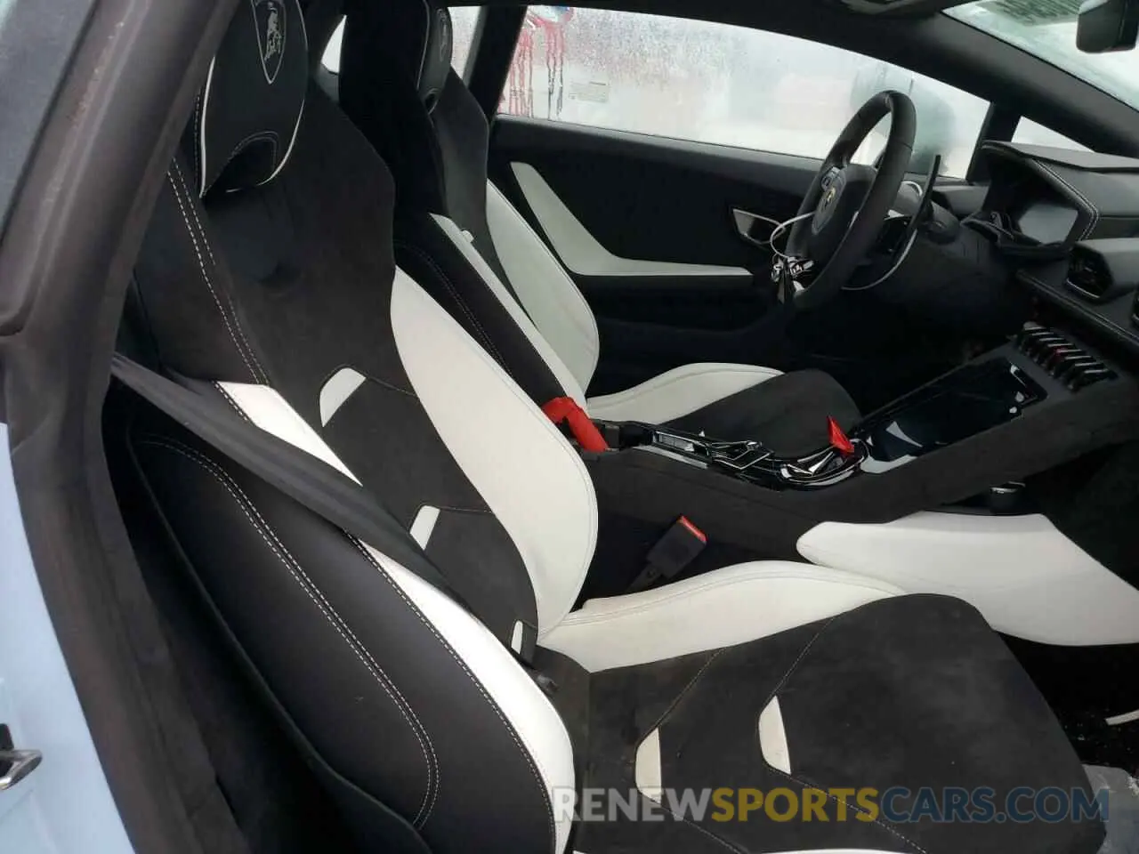 10 fotografías del automóvil dañado ZHWUG7ZF0RLA28142 LAMBORGHINI HURACAN ST 2024