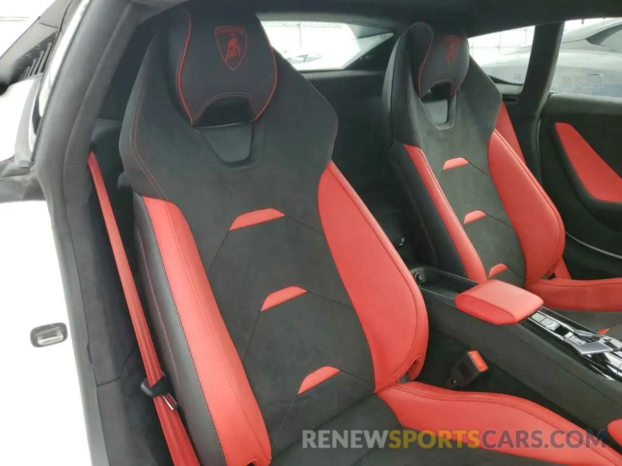 10 fotografías del automóvil dañado ZHWUB6ZF2RLA25686 LAMBORGHINI HURACAN TE 2024